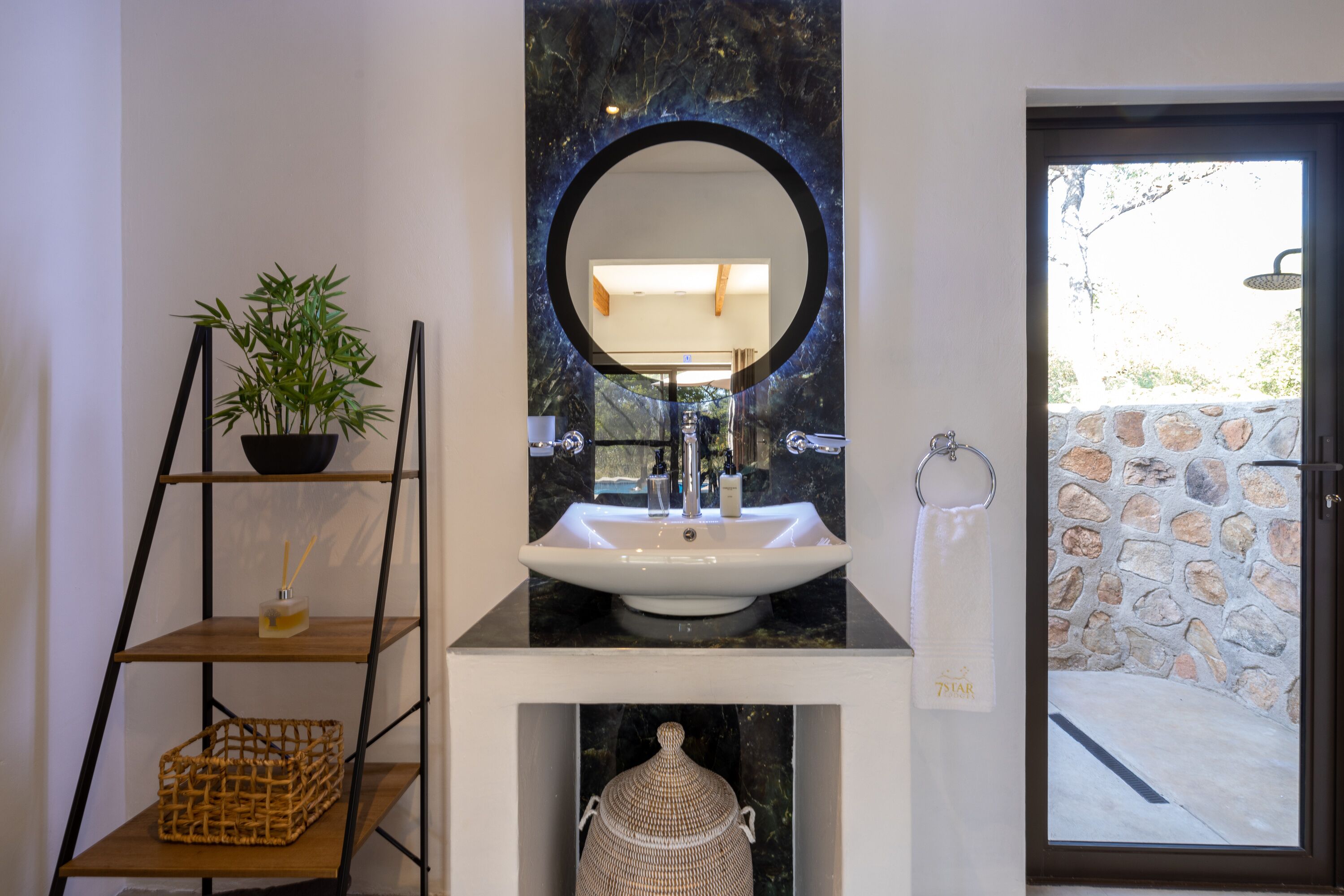 Oase by 7 Star Lodges - Greater Kruger Private 530ha Reserve