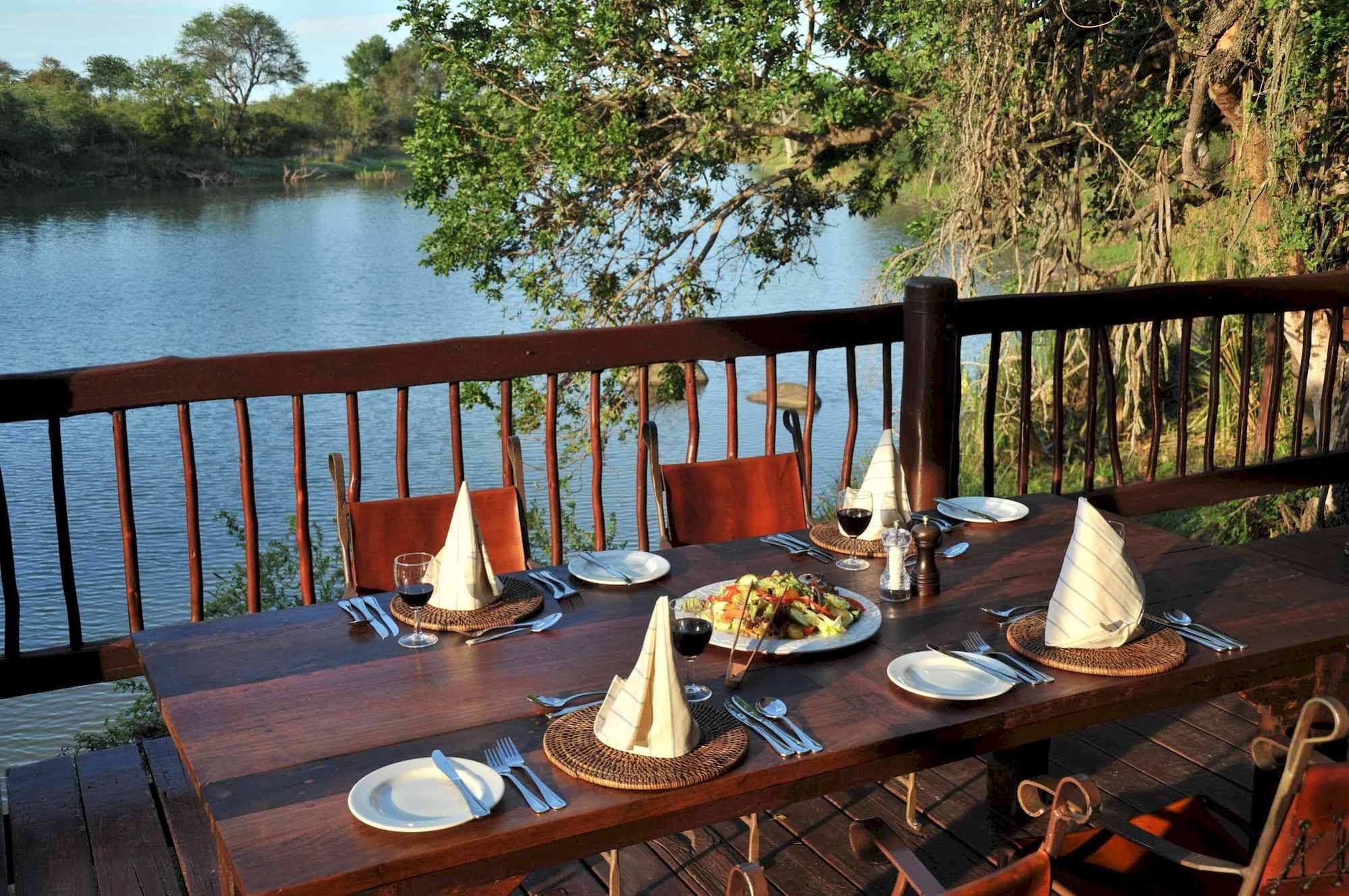 Thornybush Waterside Lodge
