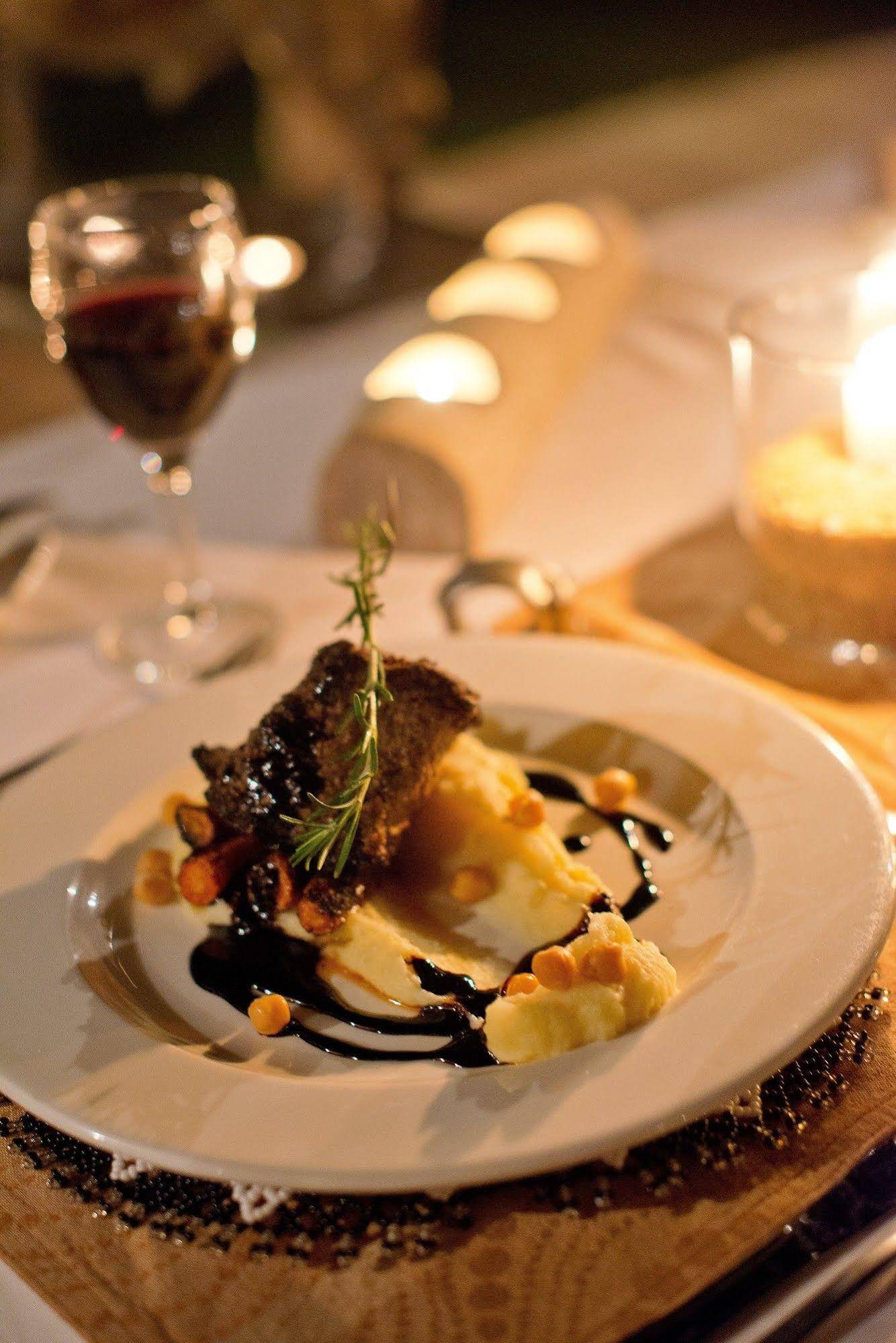 Inyati Game Lodge