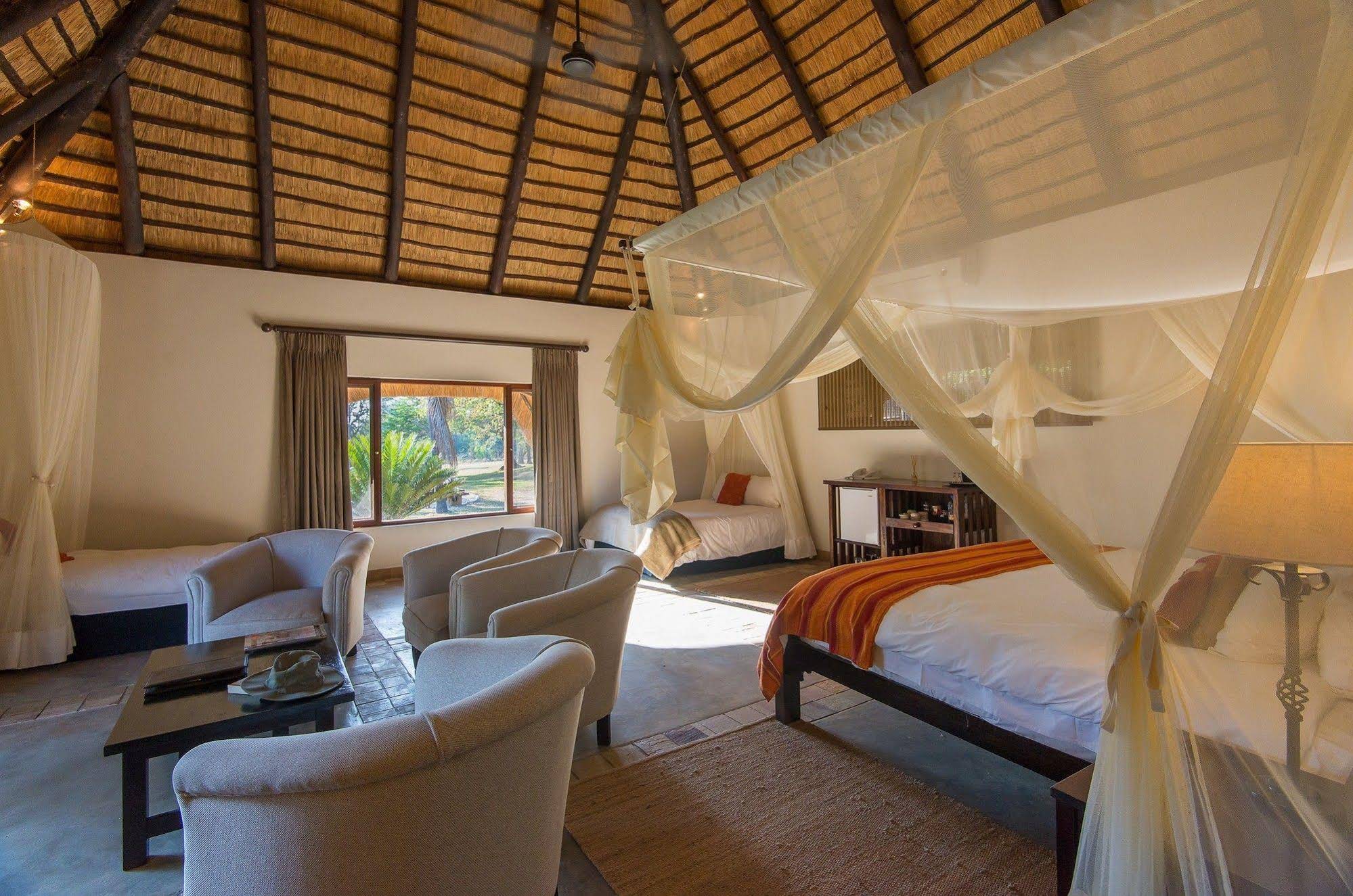 Inyati Game Lodge