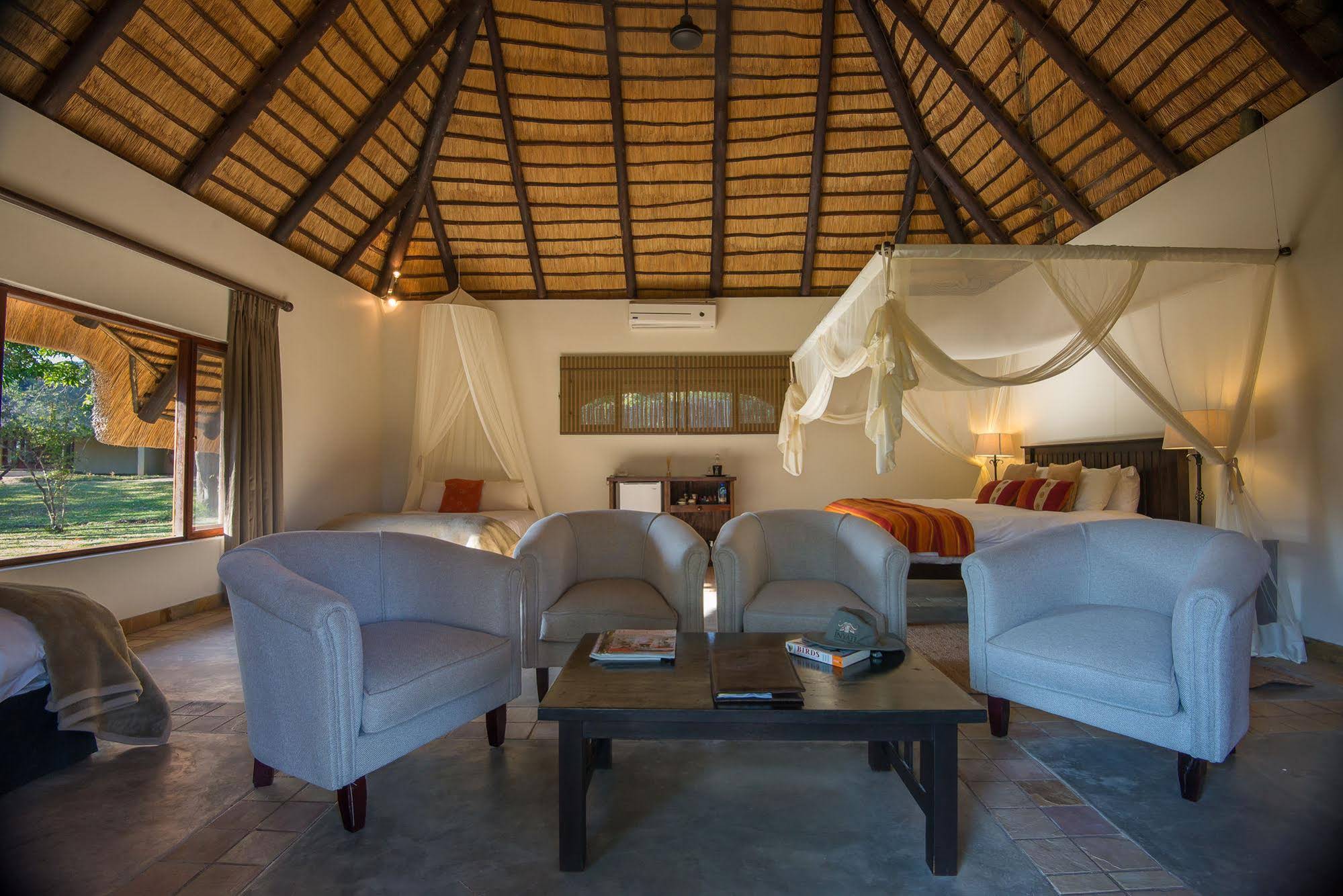 Inyati Game Lodge