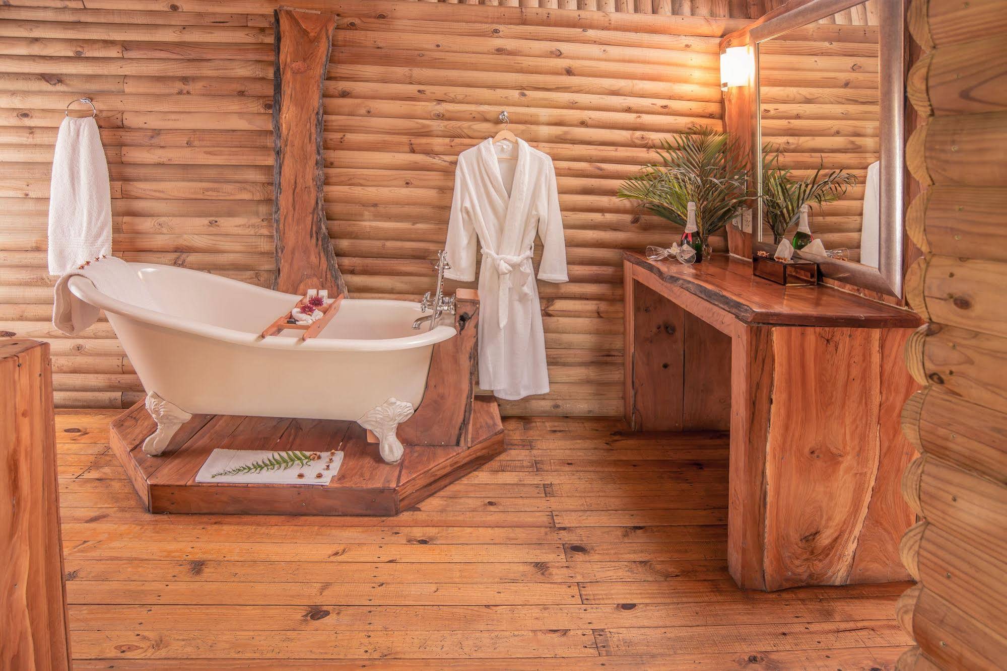 Karongwe River Lodge