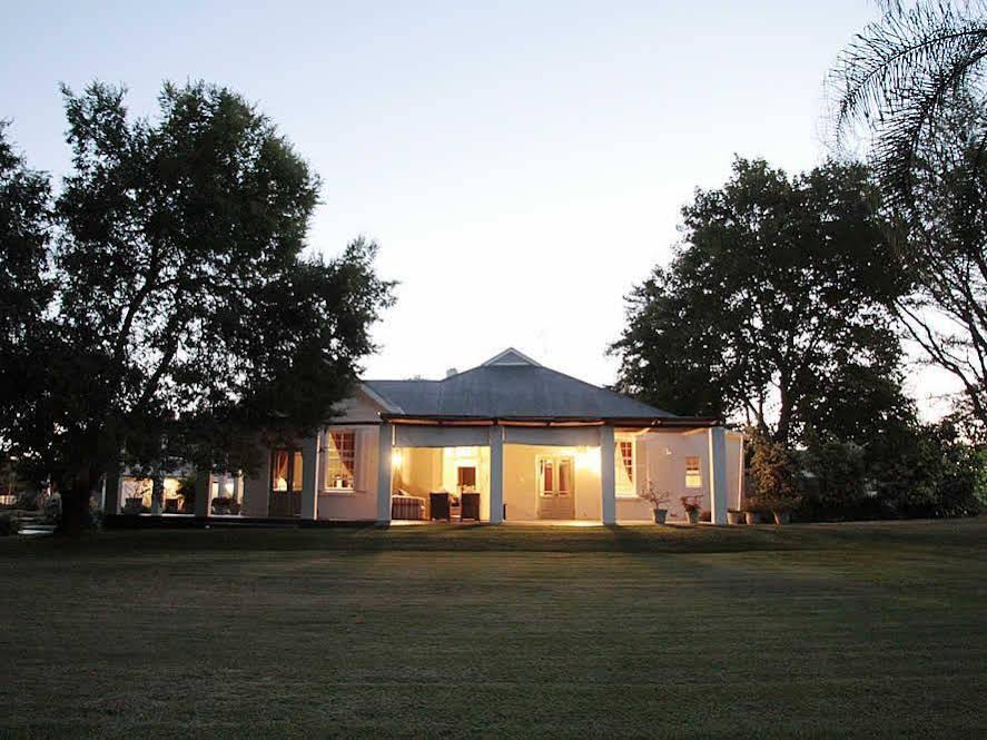 Broadlands Country House