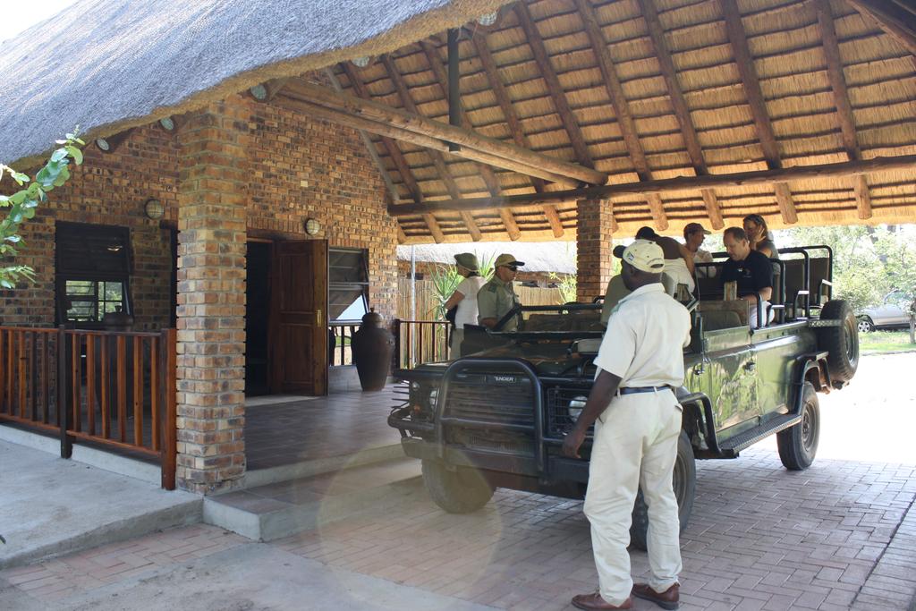 Gomo Gomo Game Lodge