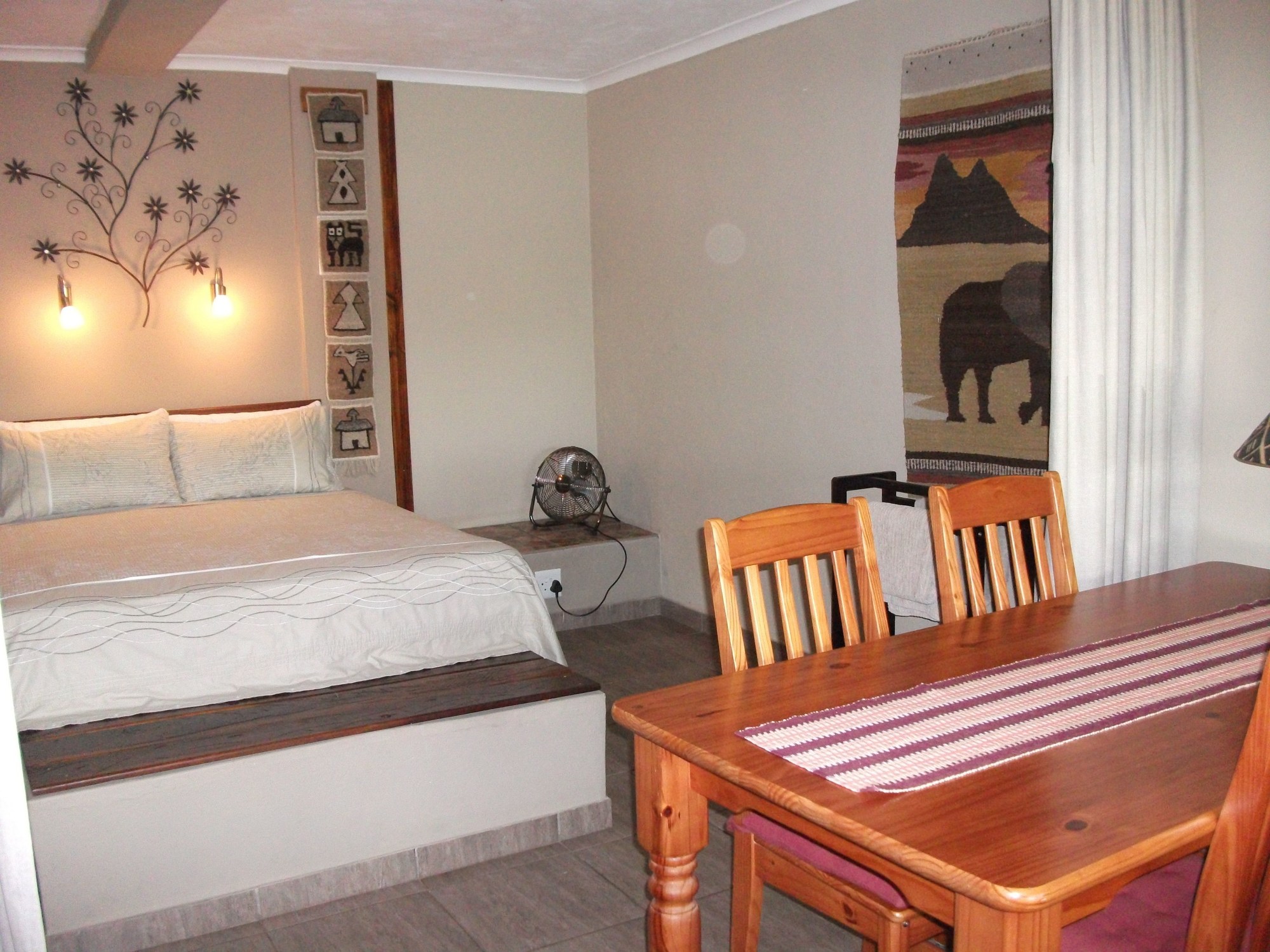 Meerkat Manor Guest House