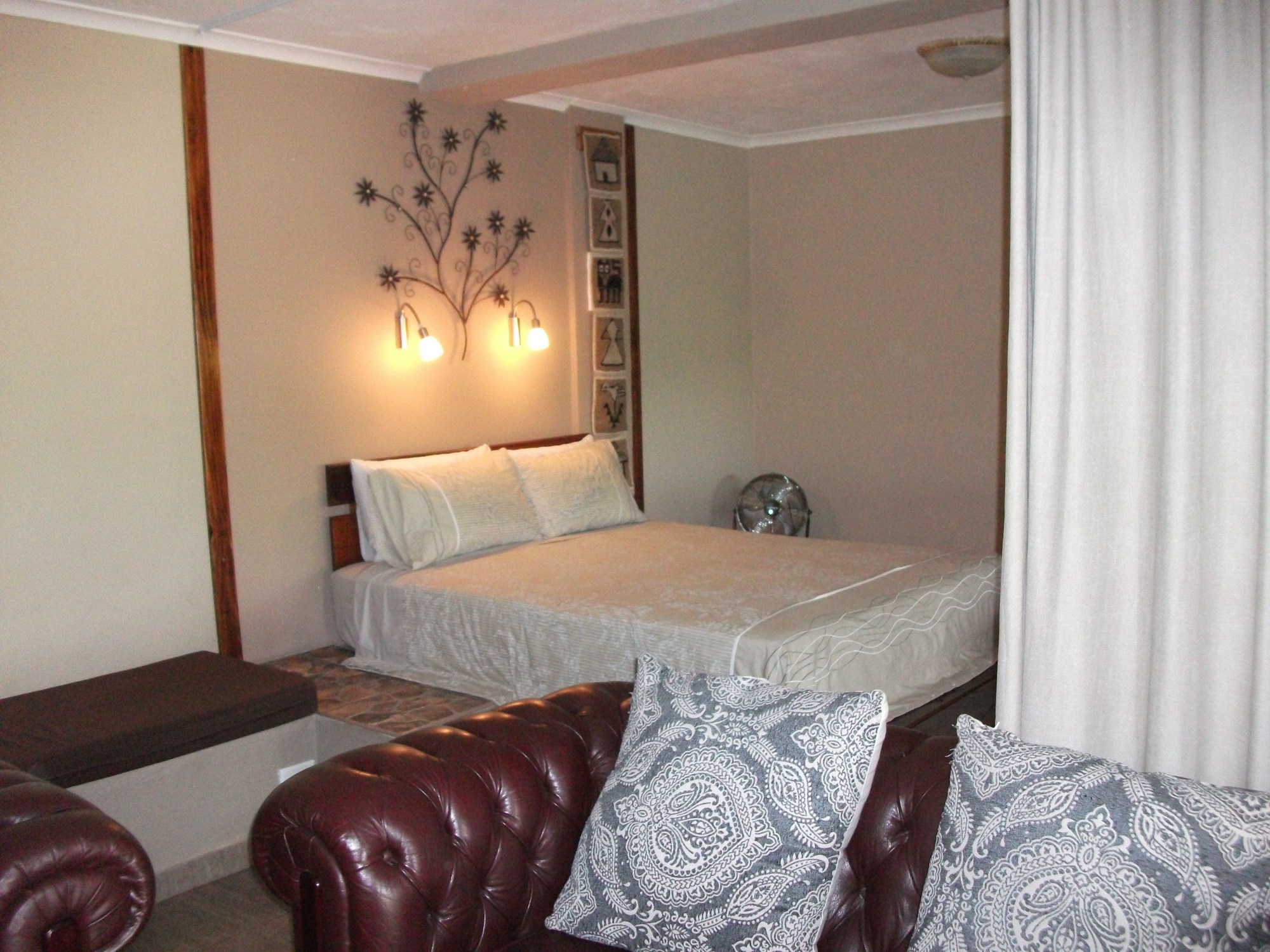 Meerkat Manor Guest House