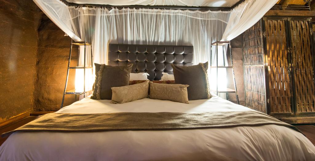Shishangeni Private Lodge