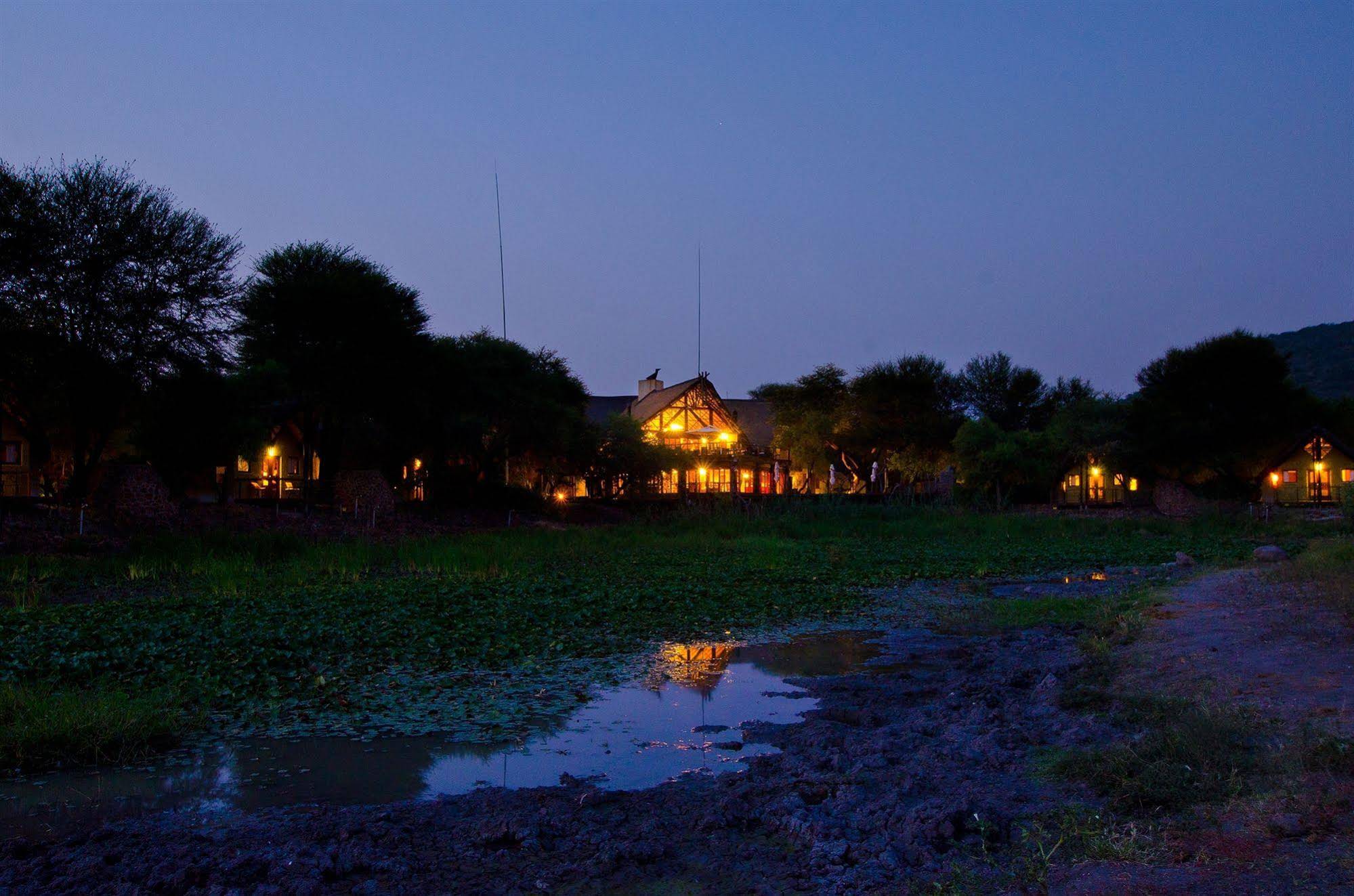 Tau Game Lodge