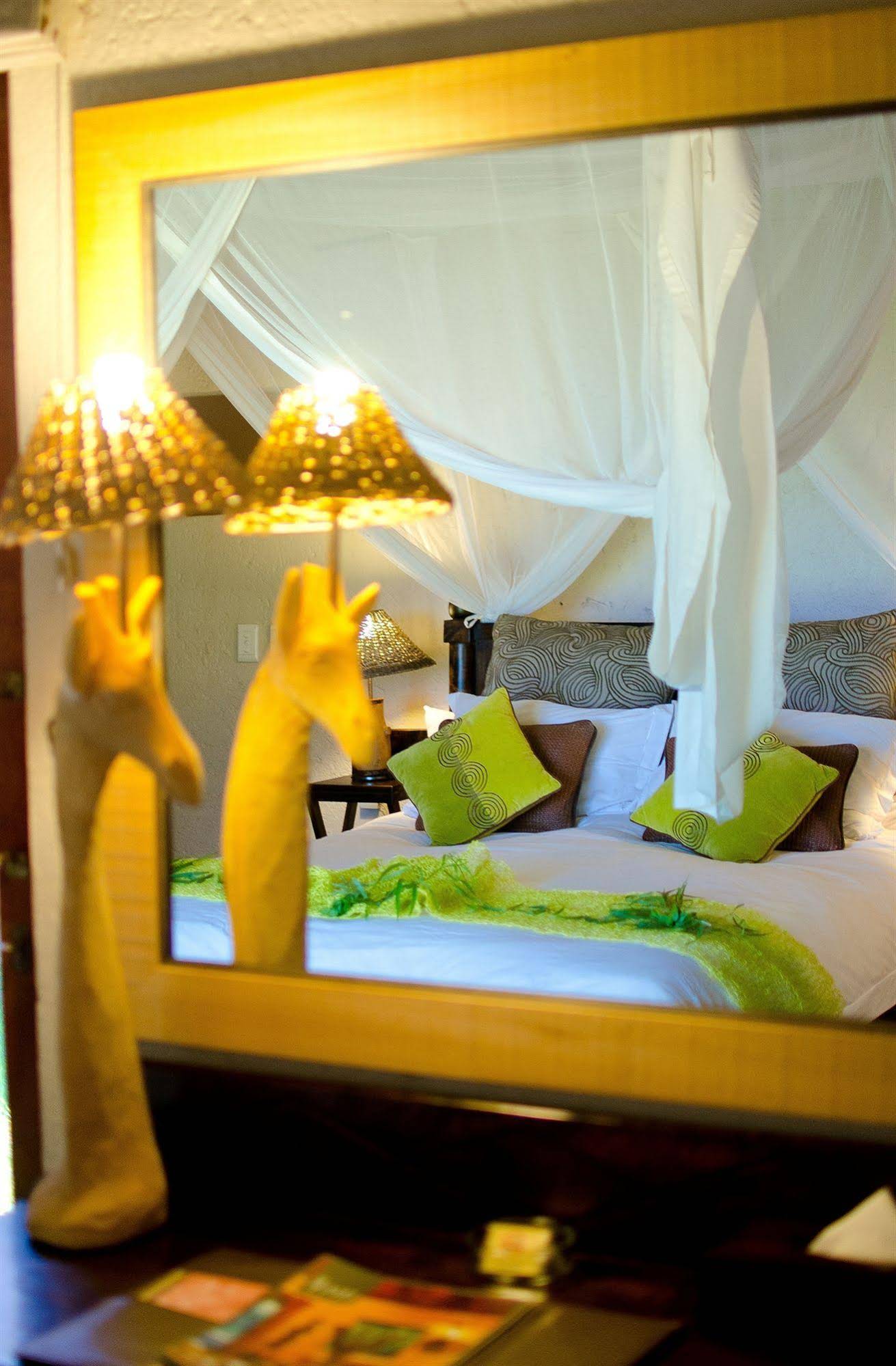 Tau Game Lodge