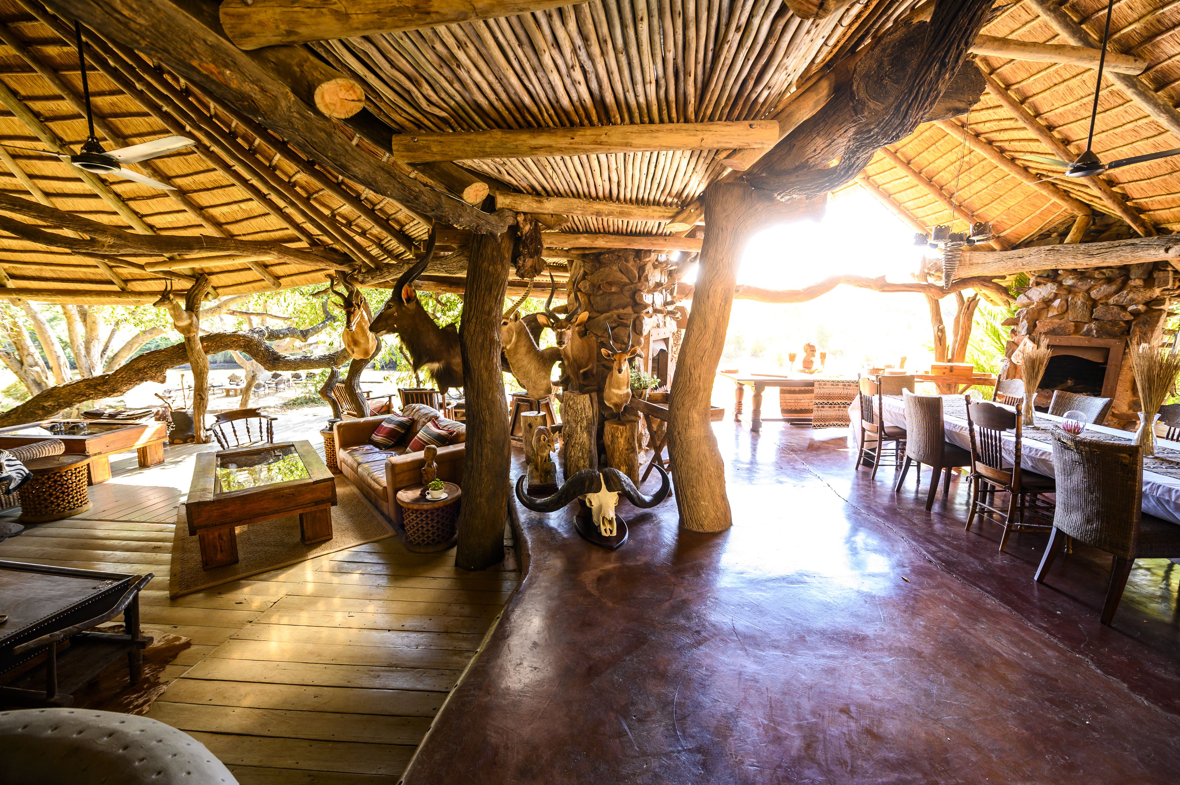 Toro River Lodges Big 5 Safari