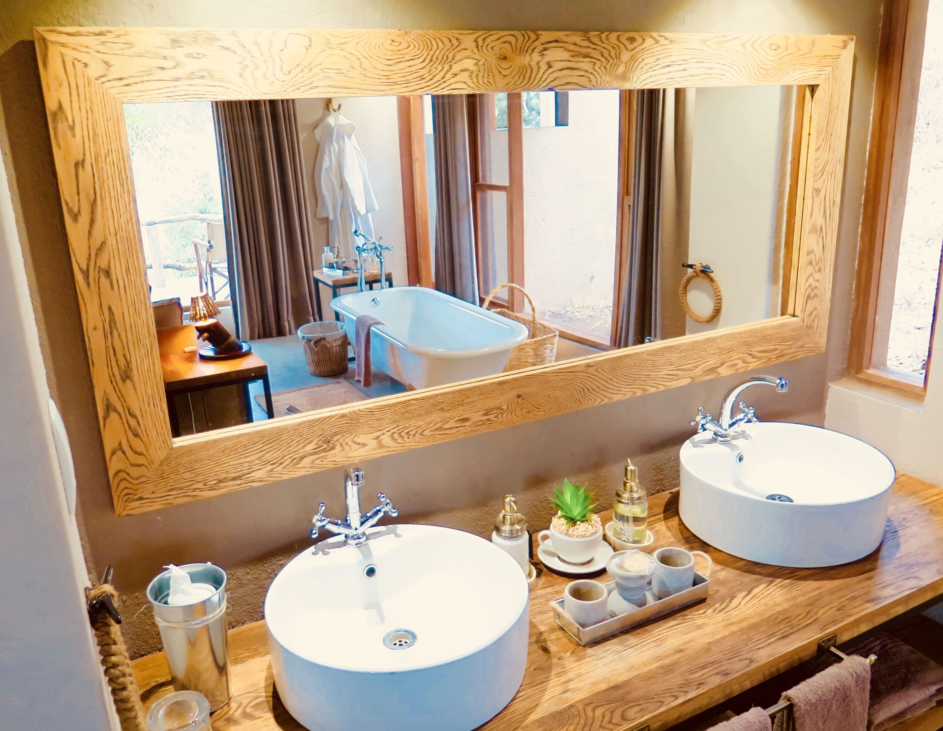 Toro River Lodges Big 5 Safari