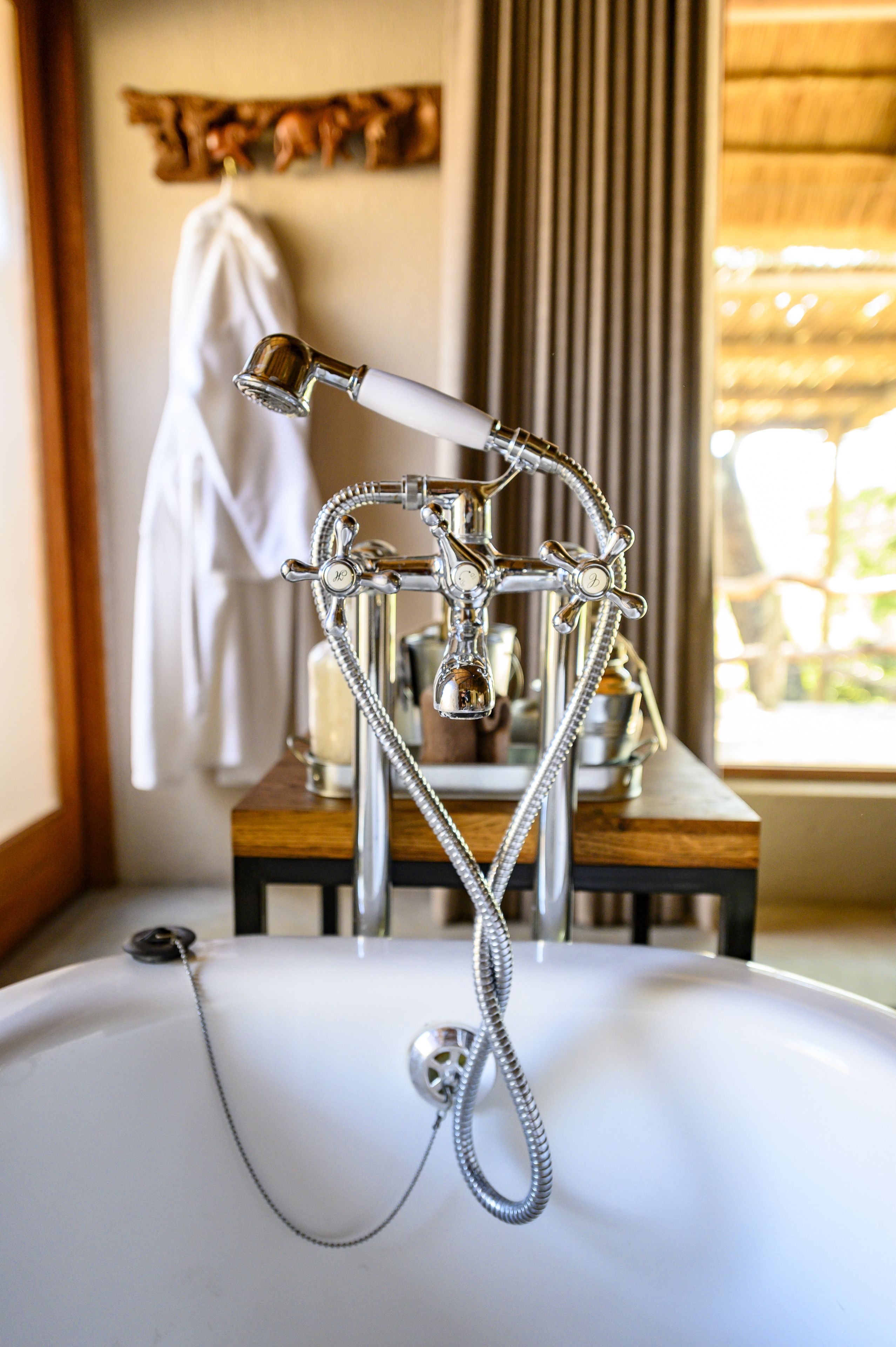 Toro River Lodges Big 5 Safari