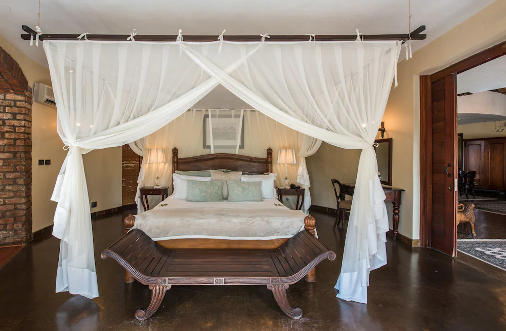 Tintswalo Manor House