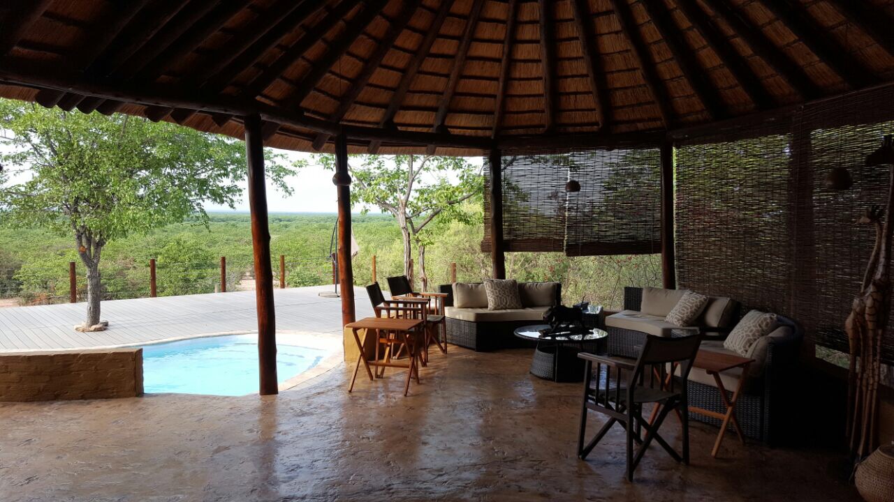 Mopane Bush Lodge