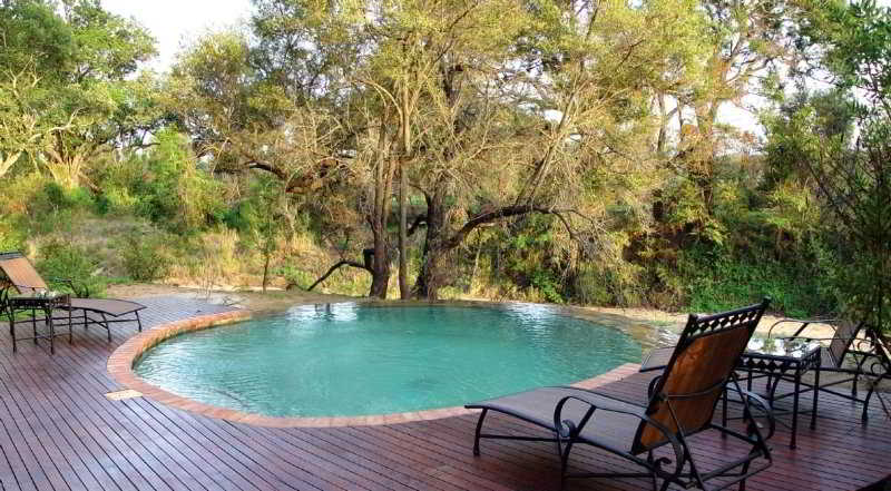 Hoyo Hoyo Safari Lodge