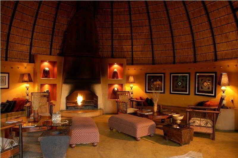 Hoyo Hoyo Safari Lodge