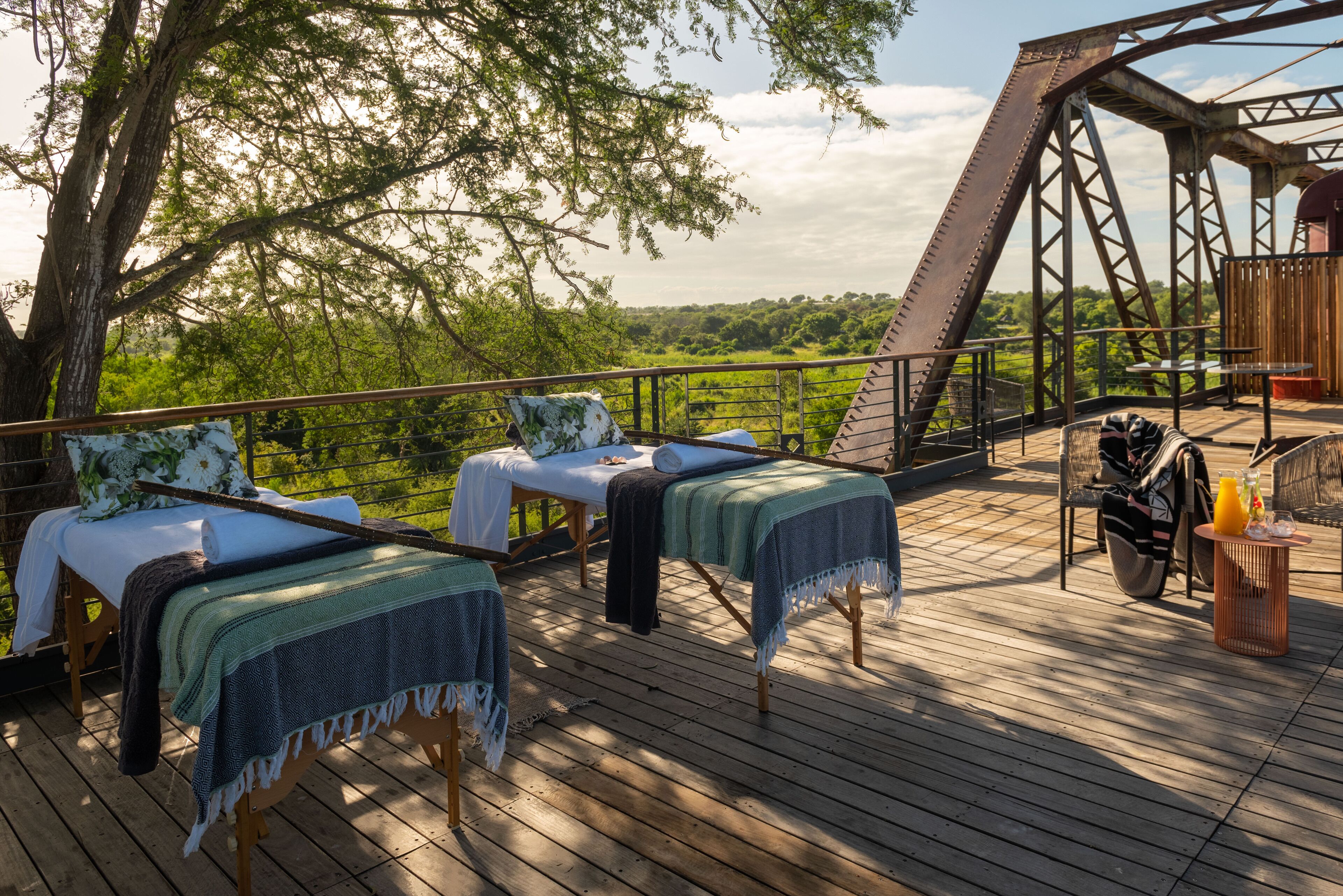 Kruger Shalati - Train on The Bridge & Garden Suites