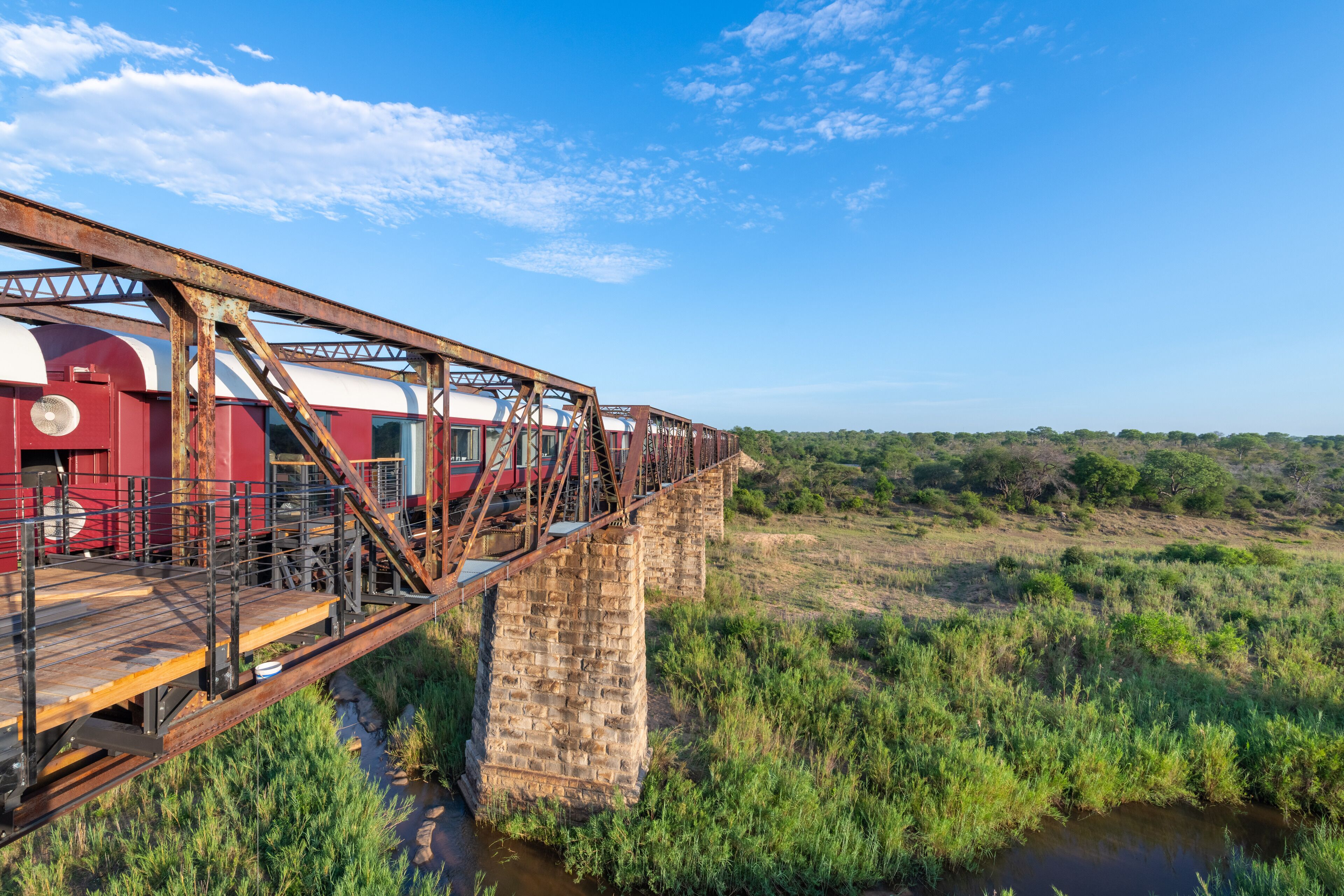 Kruger Shalati - Train on The Bridge & Garden Suites