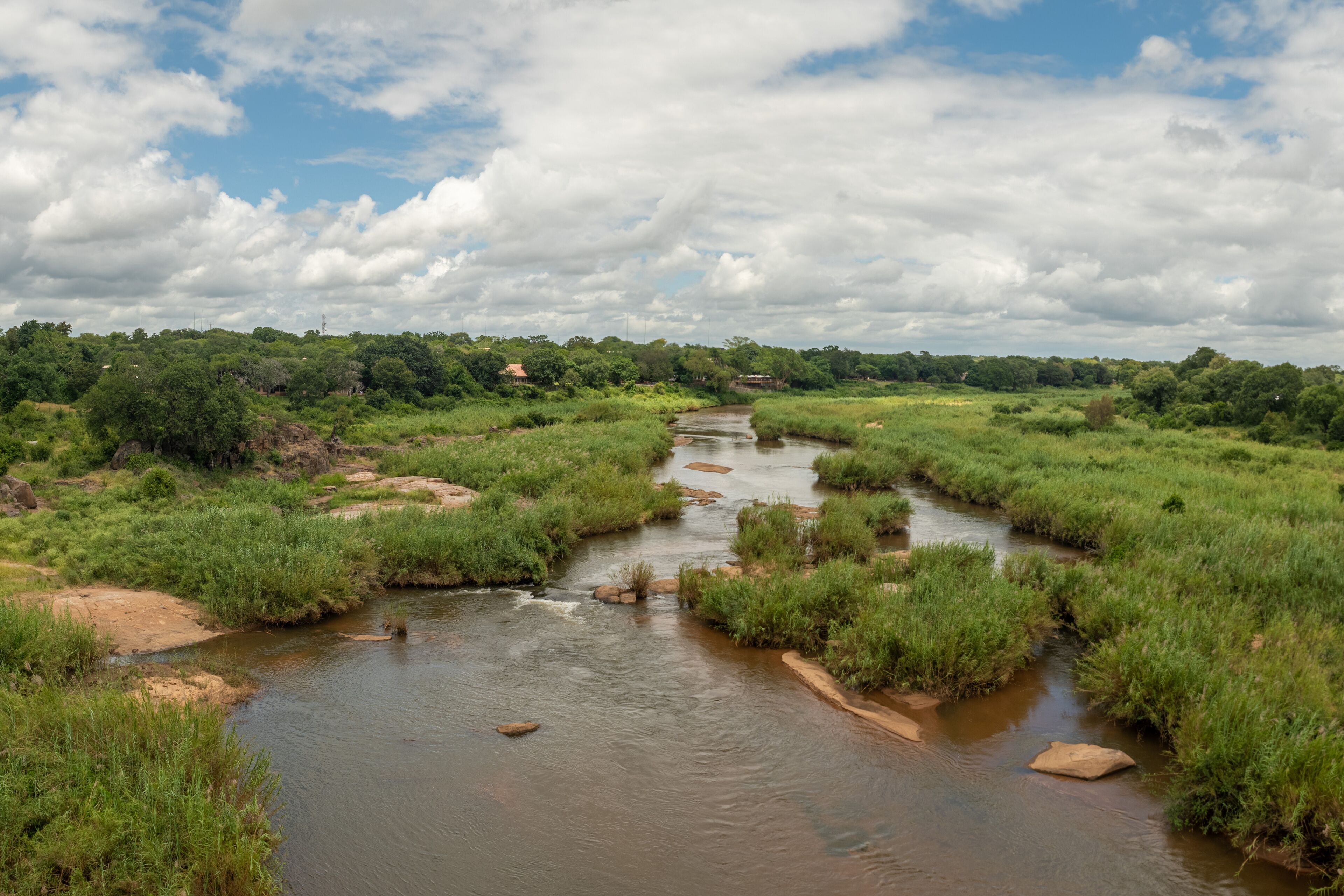 Kruger Shalati - Train on The Bridge & Garden Suites