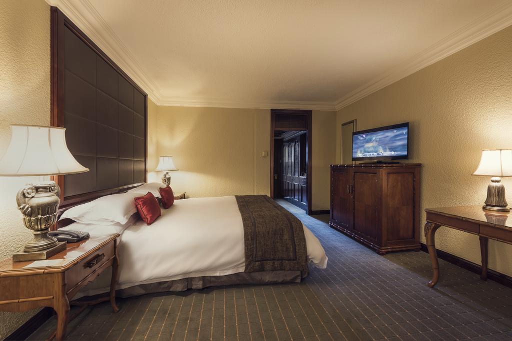 The Cascades Hotel at Sun City Resort