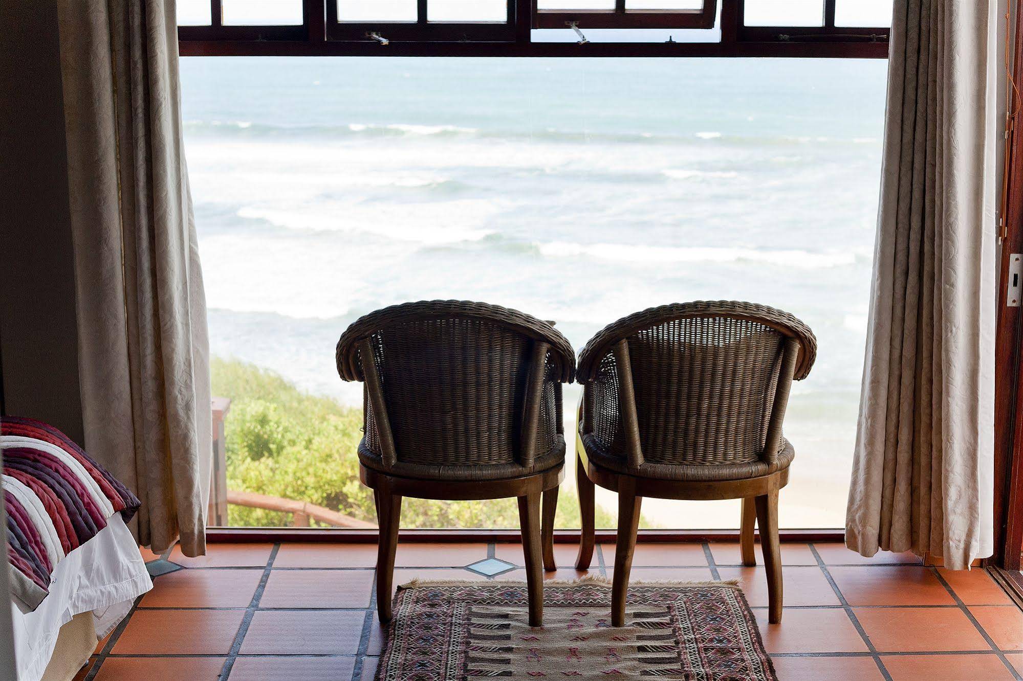 Dolphin Dunes Guest House