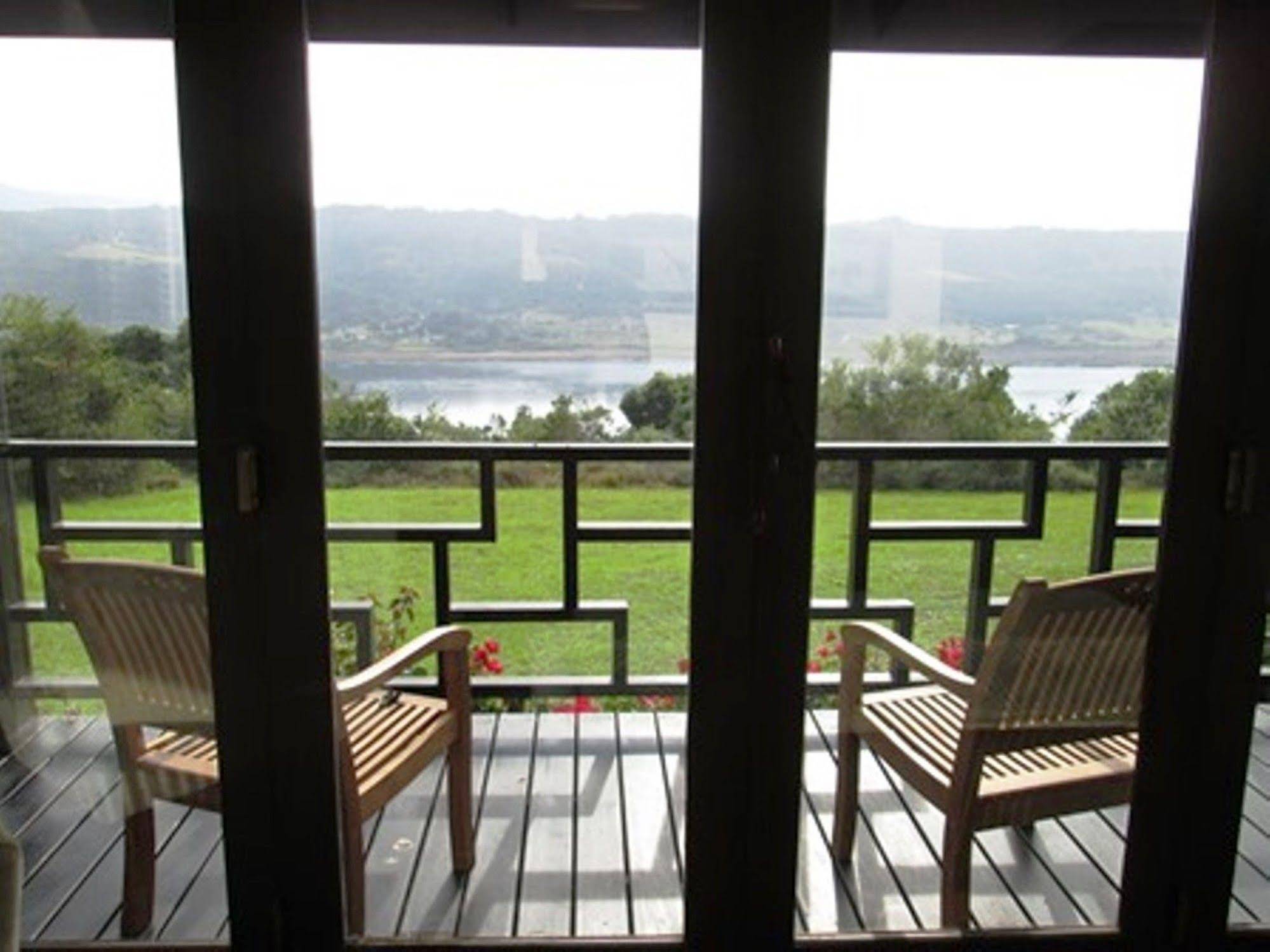 Ichibi Lakeside Lodge