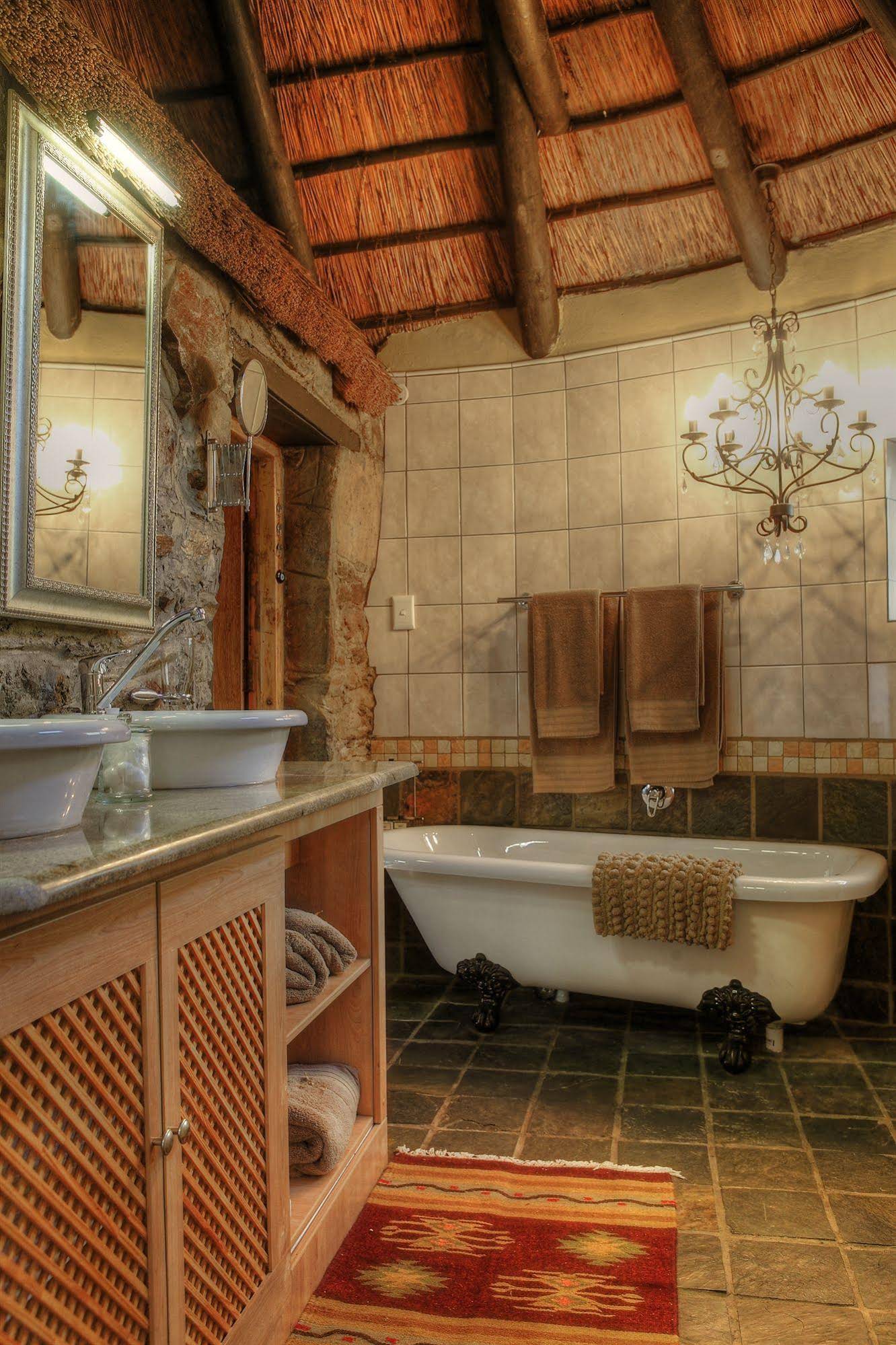 Moontide Riverside Lodge