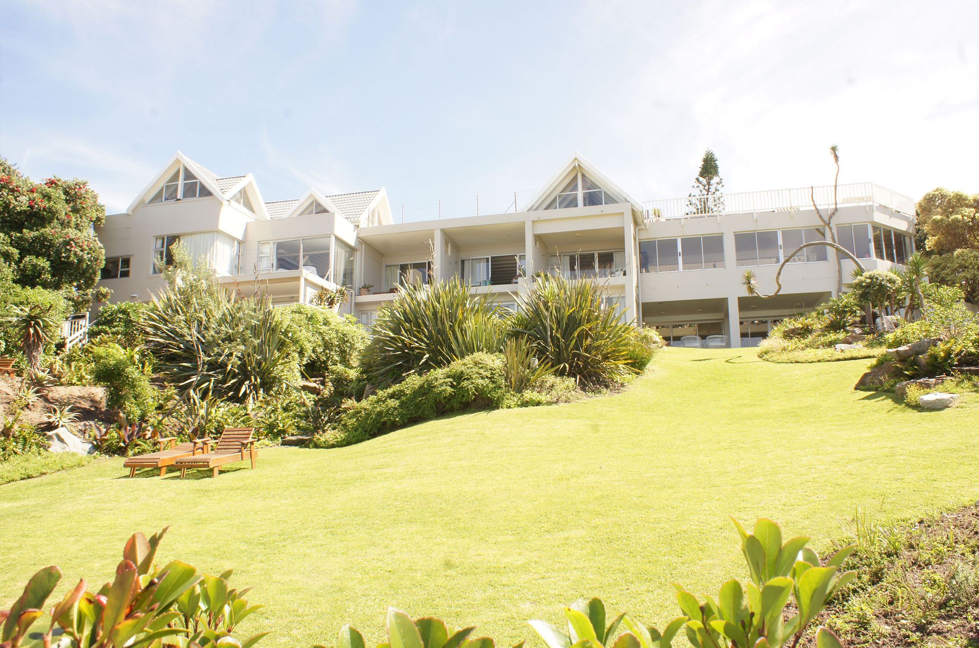 Pink Lodge on the Beach