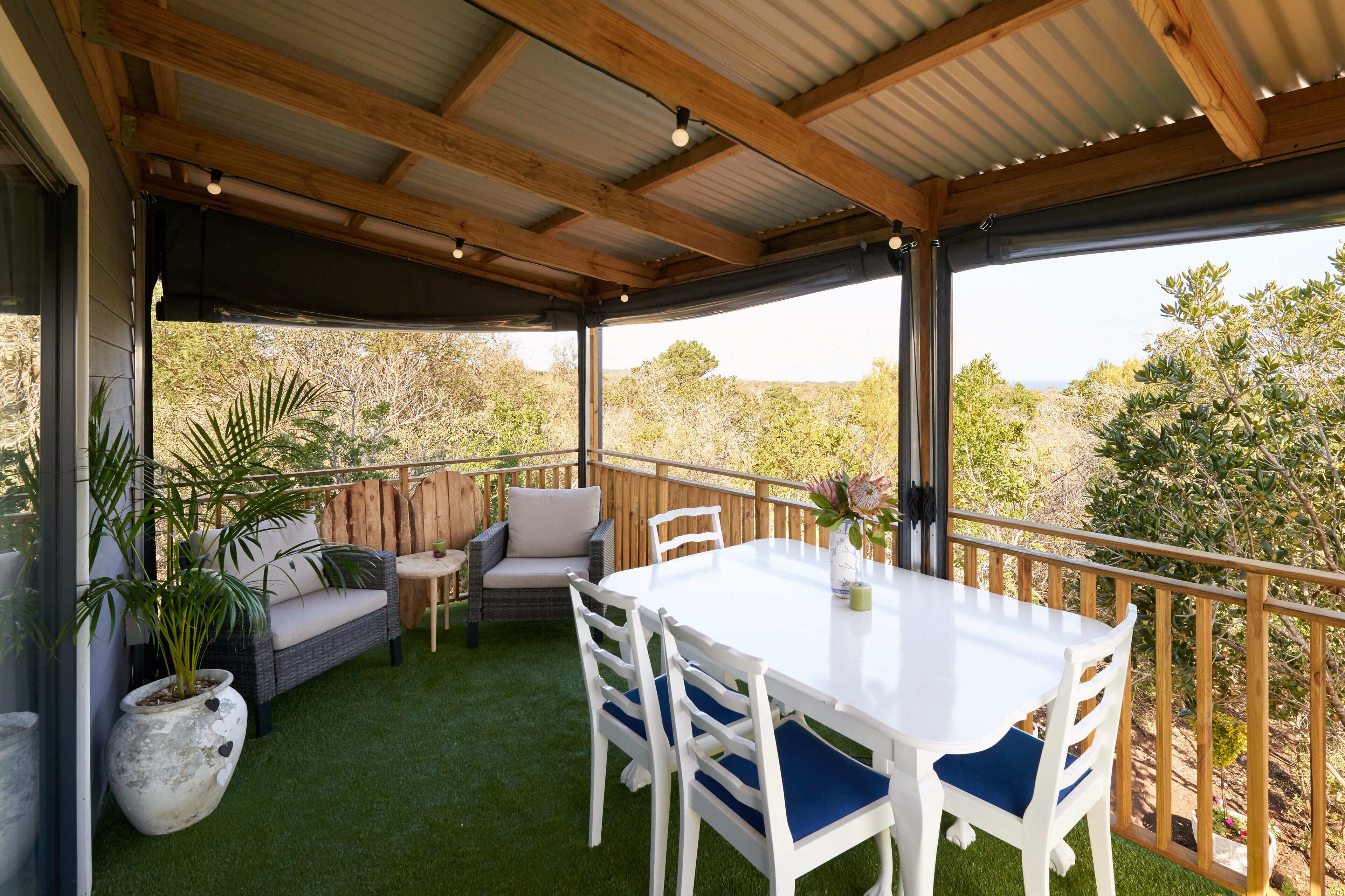 Treedom Villas And Vardos