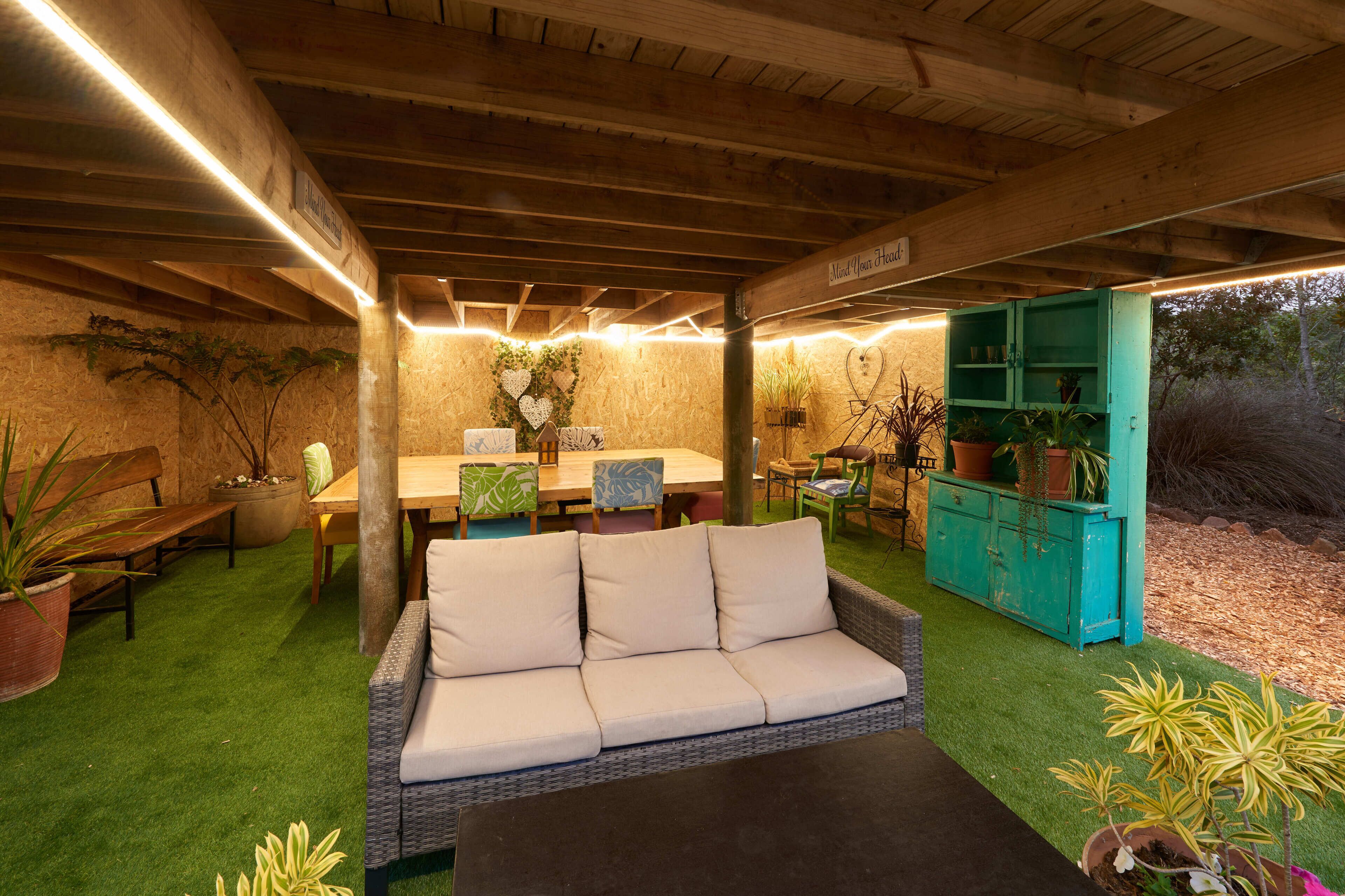 Treedom Villas And Vardos