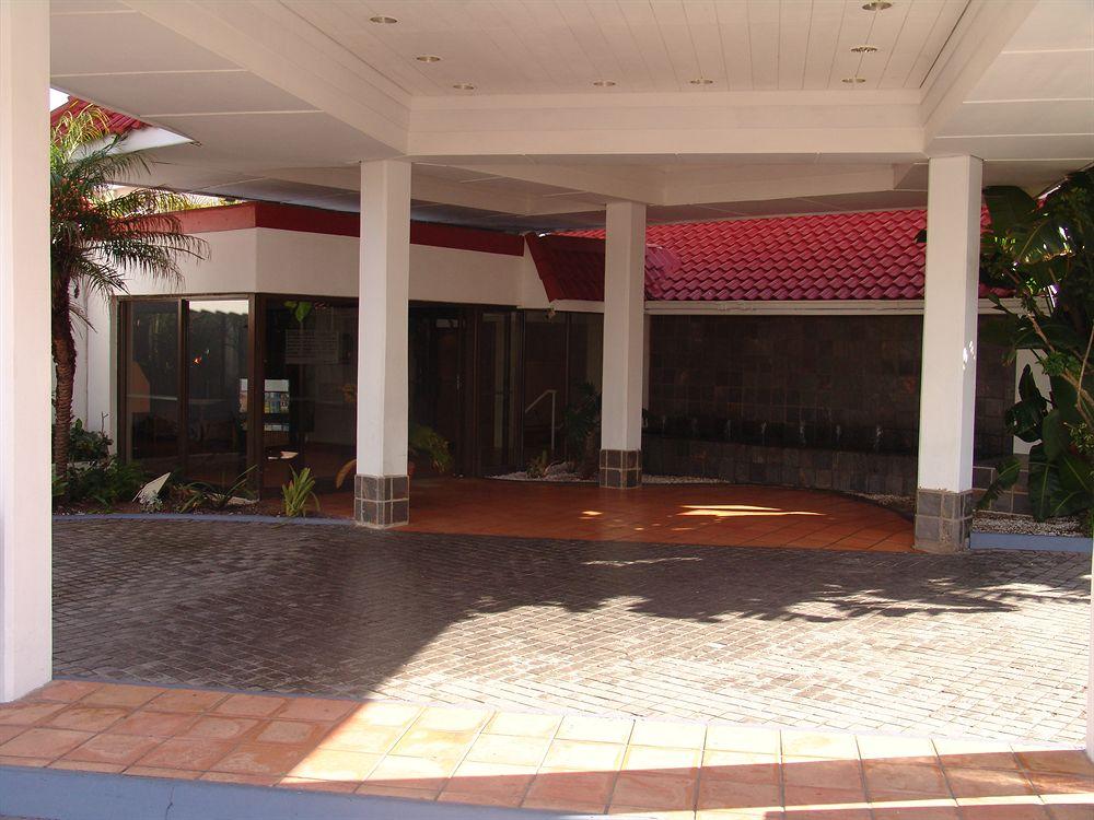 Wilderness Beach Hotel