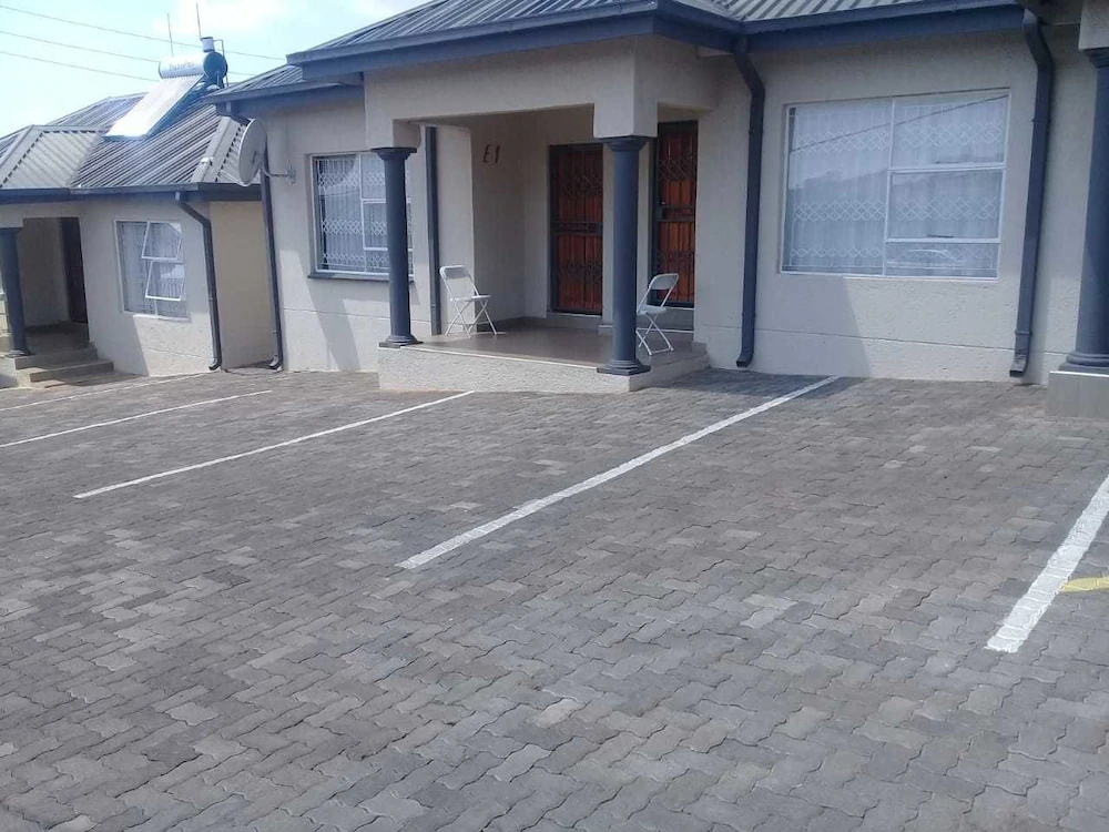 Naledi Lodge and Guest Houses