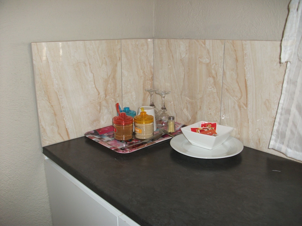 Naledi Lodge and Guest Houses