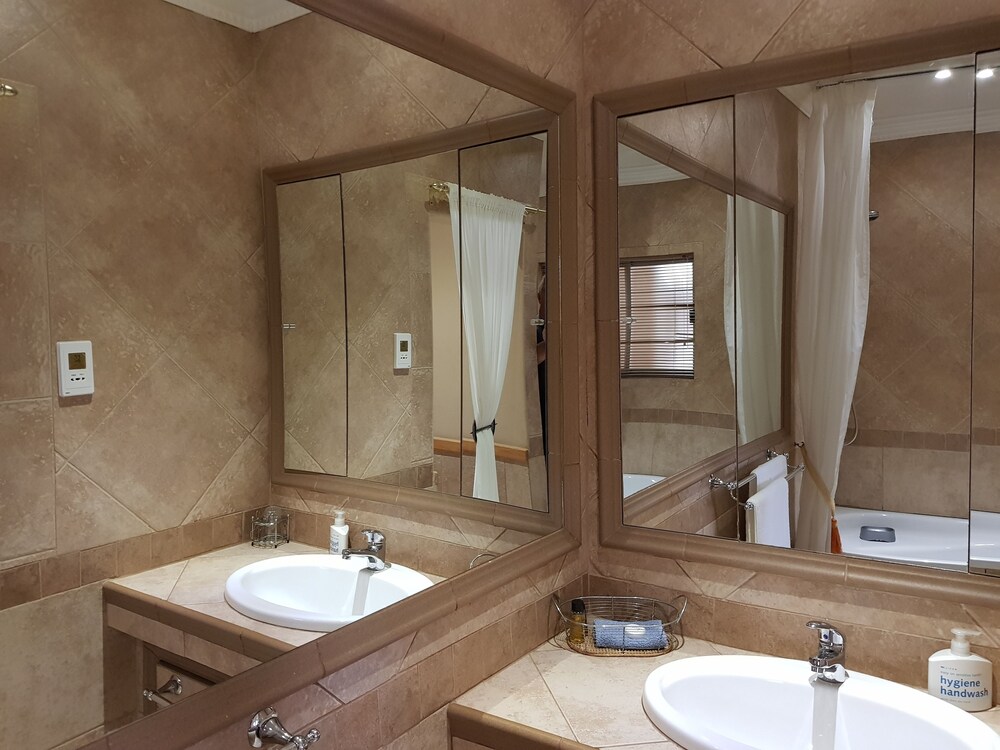 Bubez Guest House