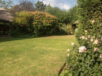 Rosewood Corner Bed & Breakfast