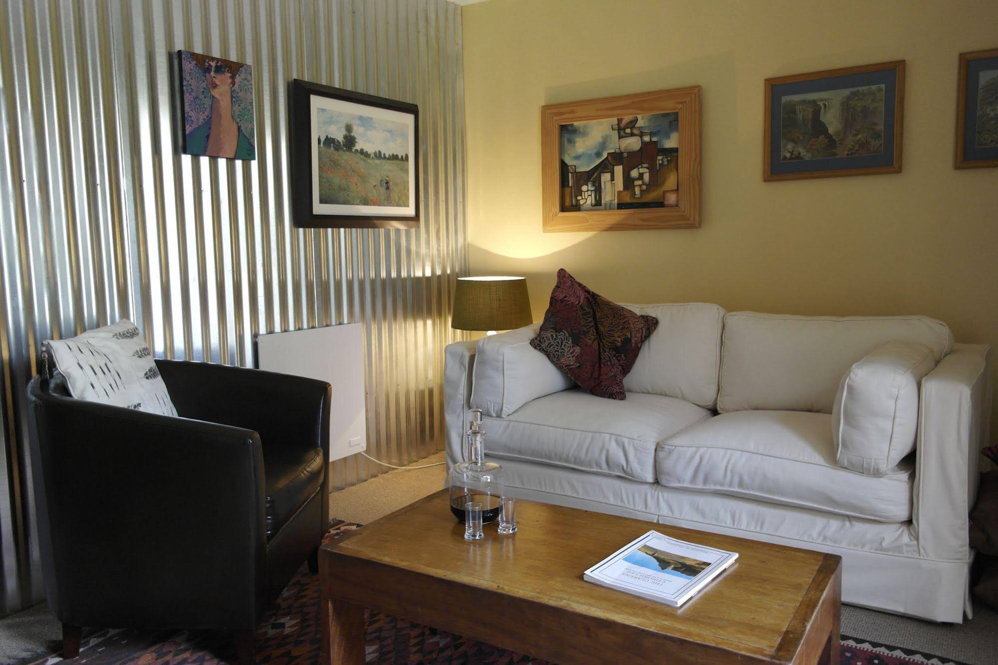 The Clarens Country House