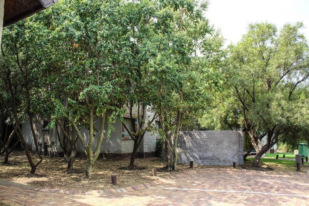 Umuzi Lodge At Lake Umuzi