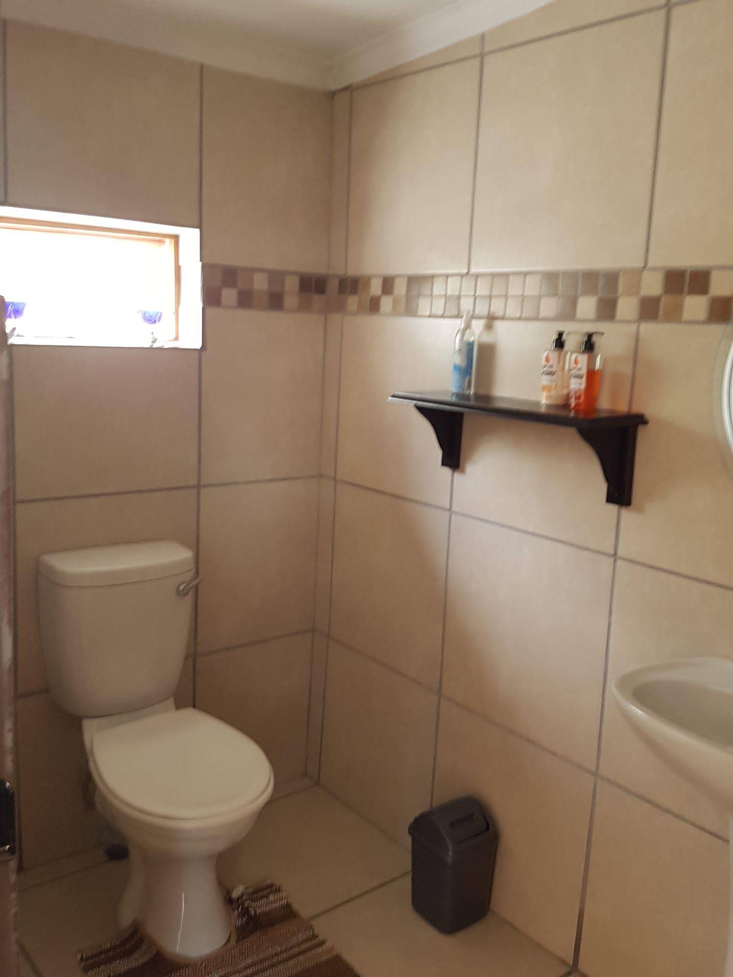 Flametree Guesthouse
