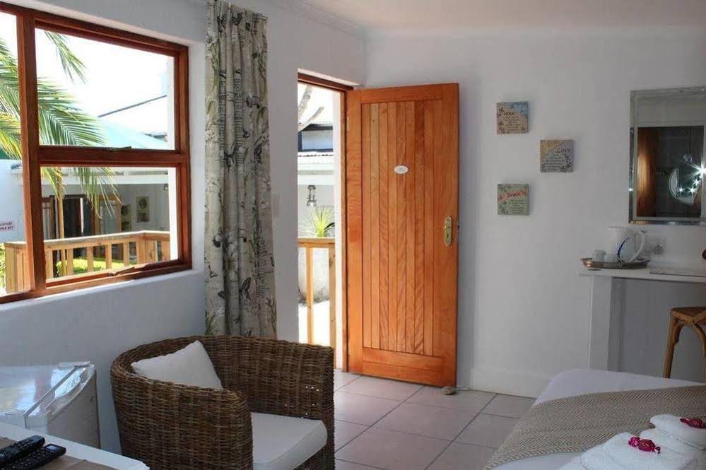 Flametree Guesthouse