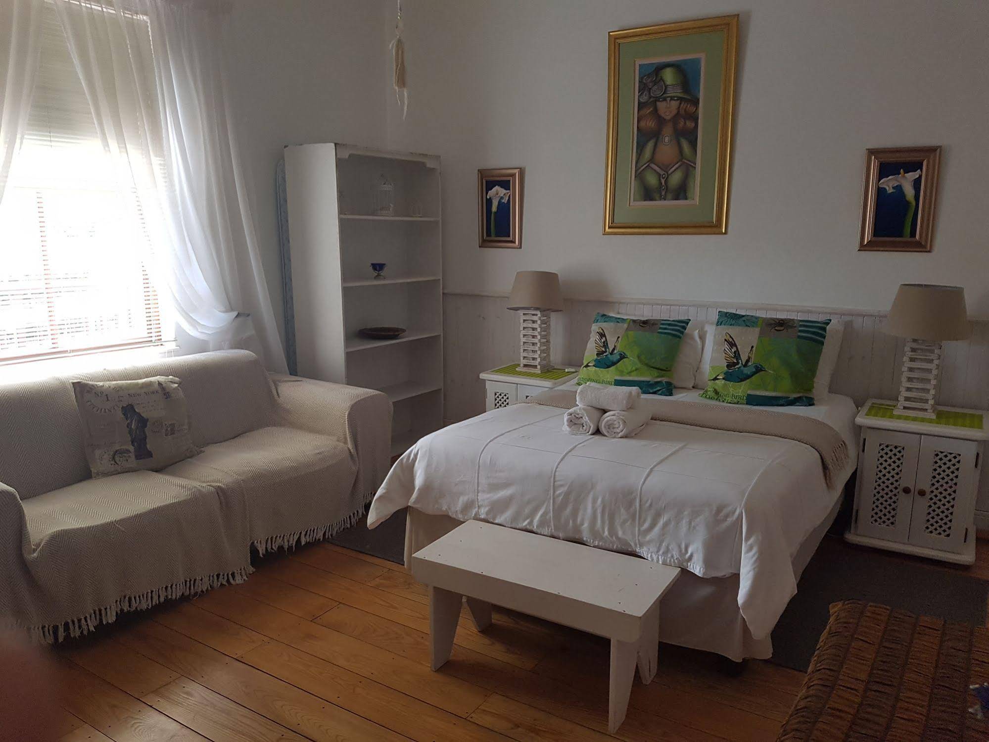 Flametree Guesthouse