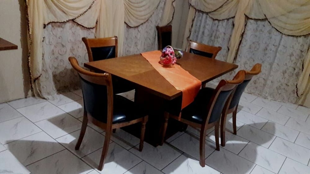 Godmill City Guesthouse