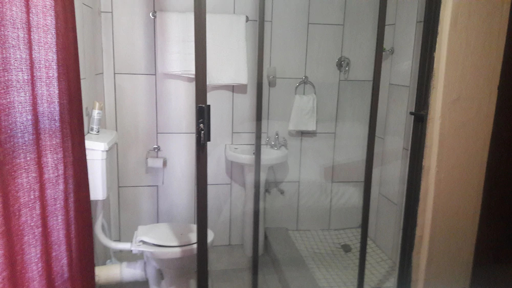 Godmill City Guesthouse