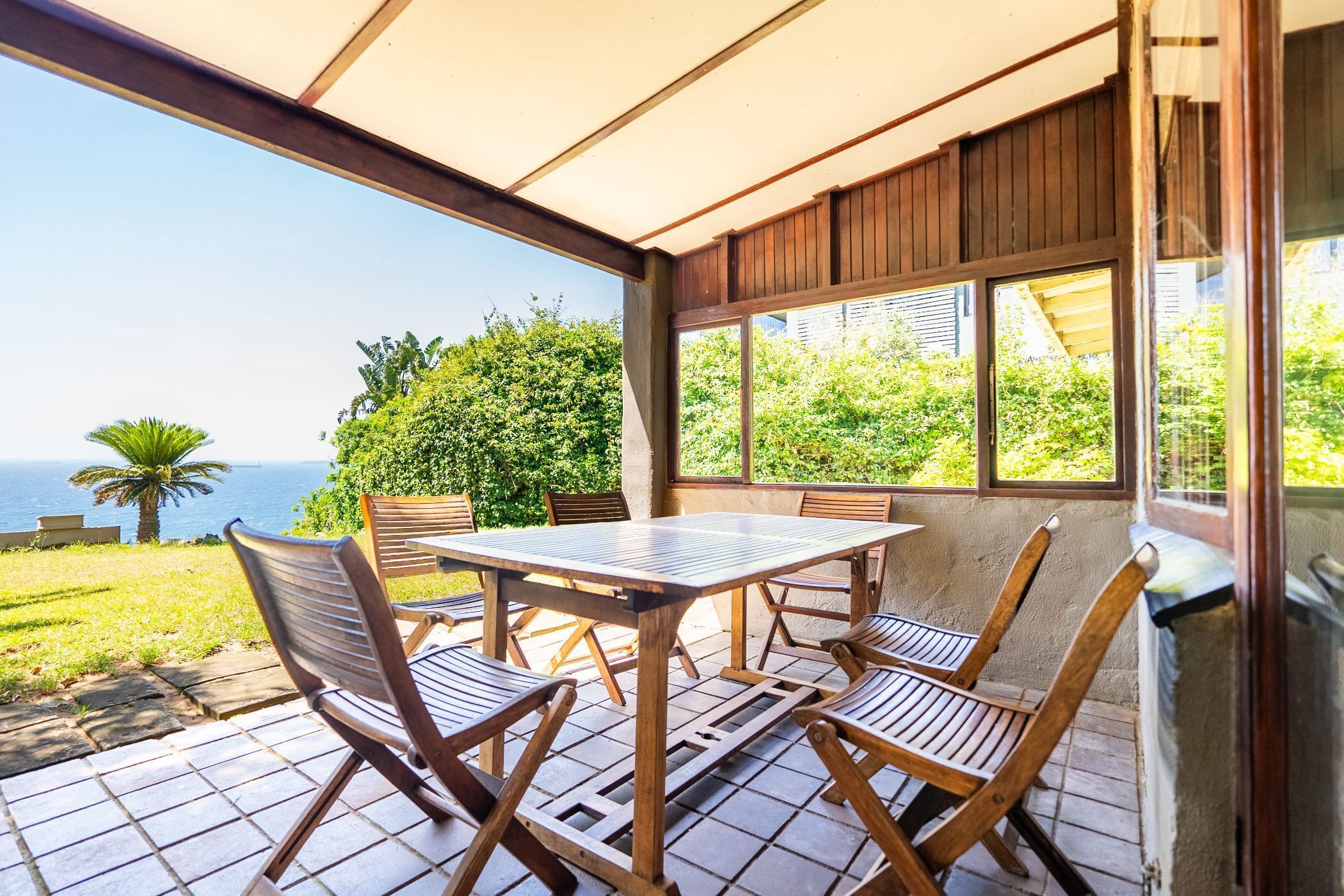 Hilltop Hideaway