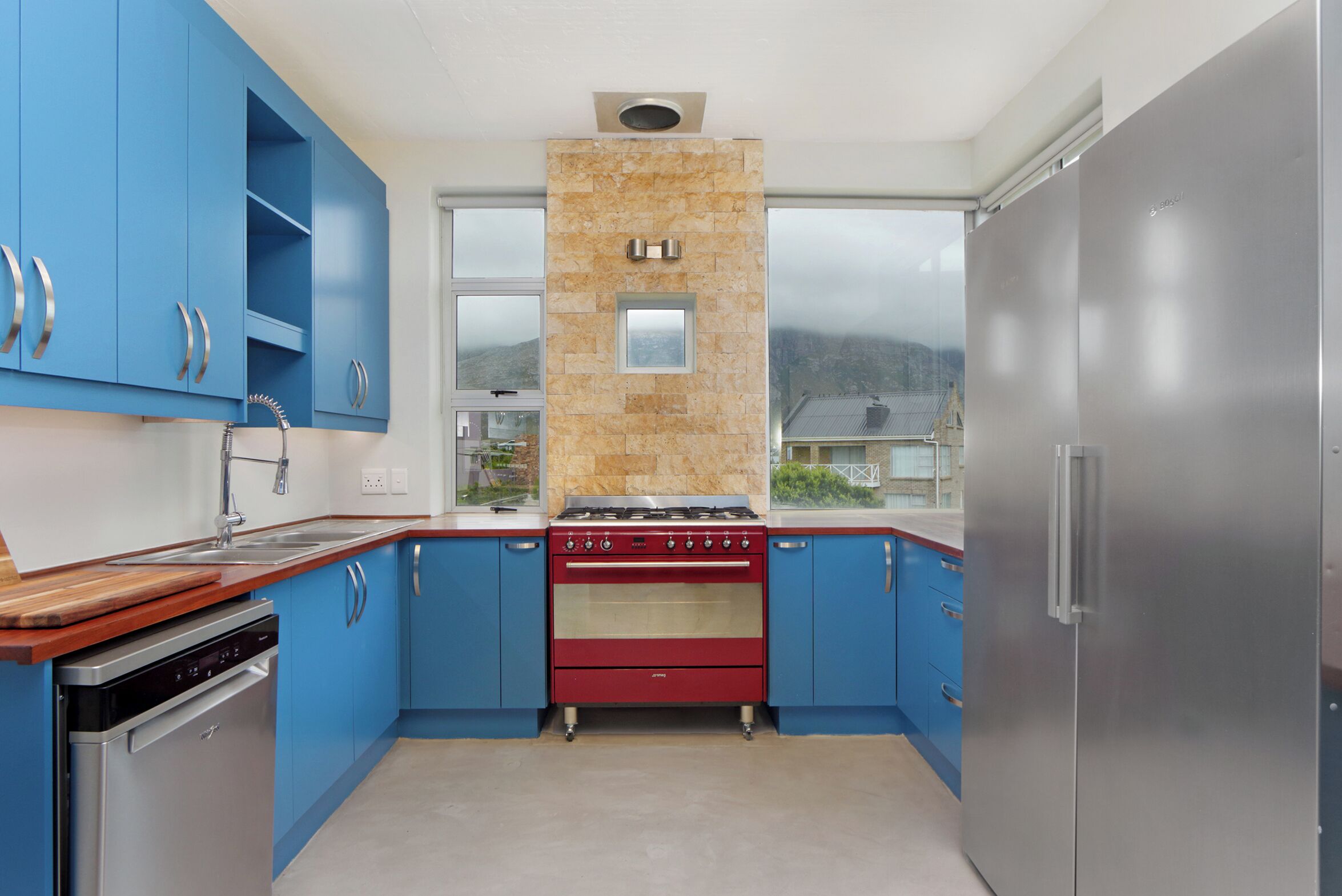 Blueview on Silversand