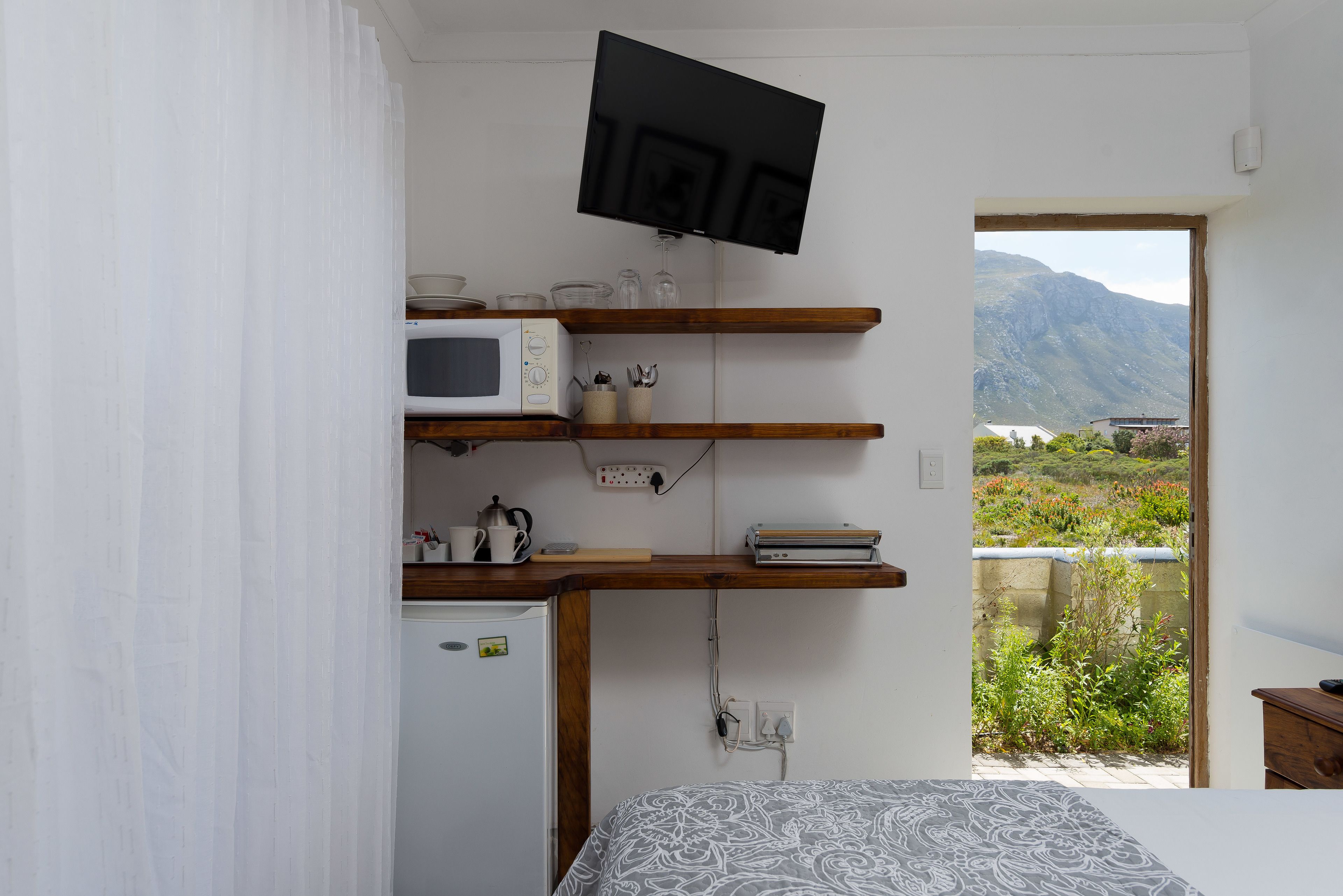 Stay At Friends - Betty's Bay