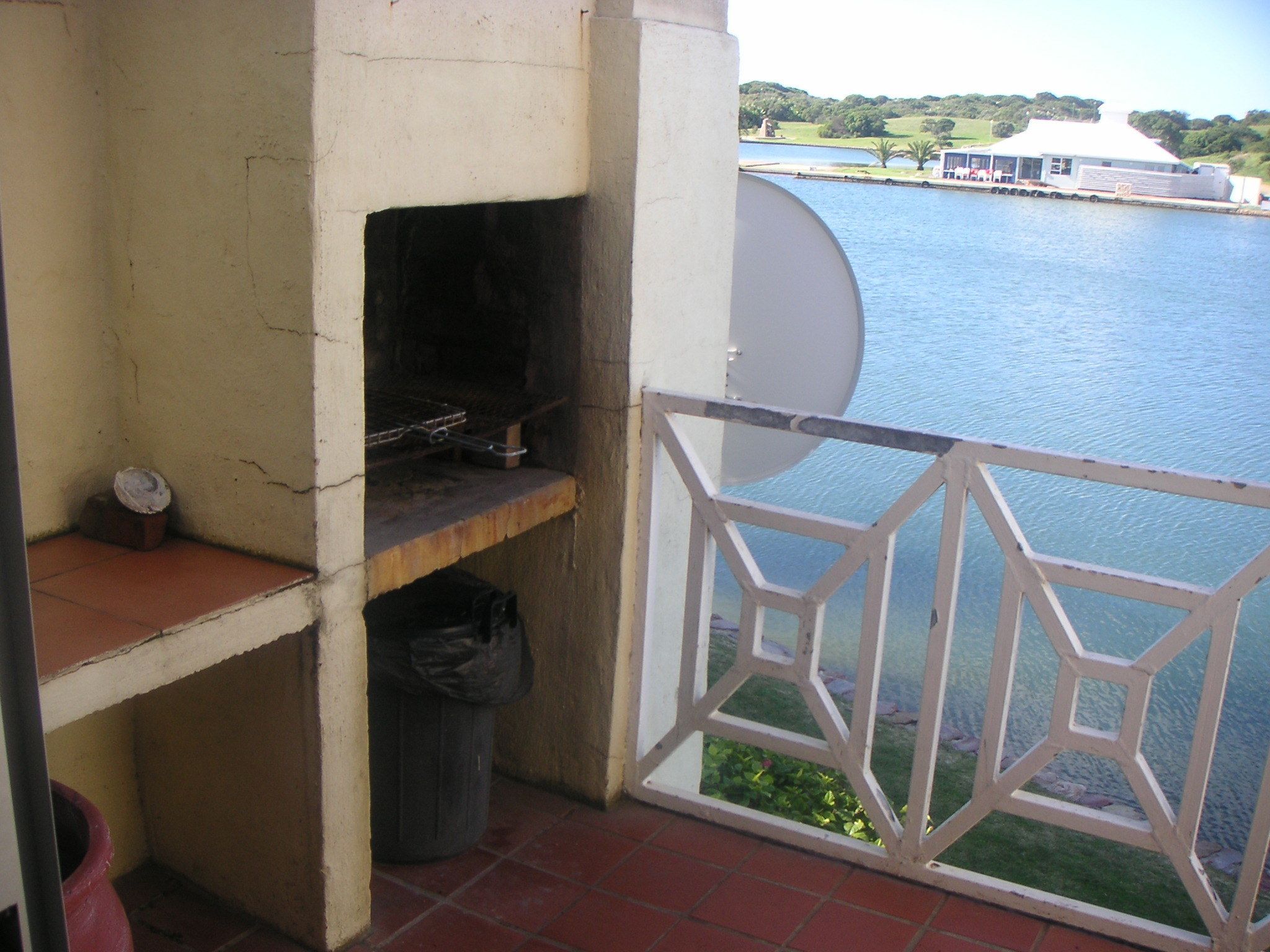 Martinique Cove 38
