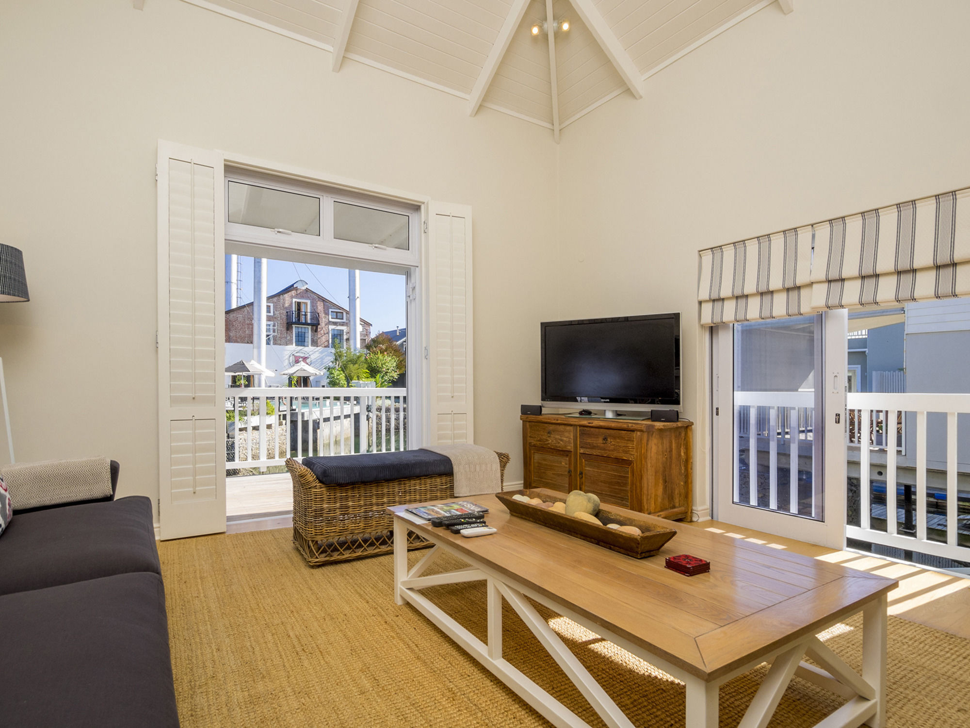 Thesen Islands Holiday House