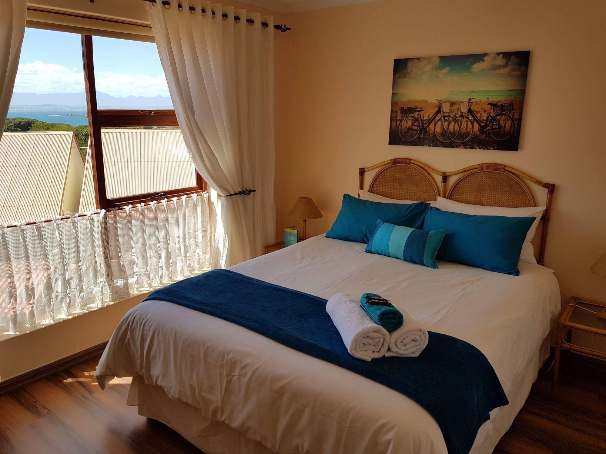 Aquamarine Guest House