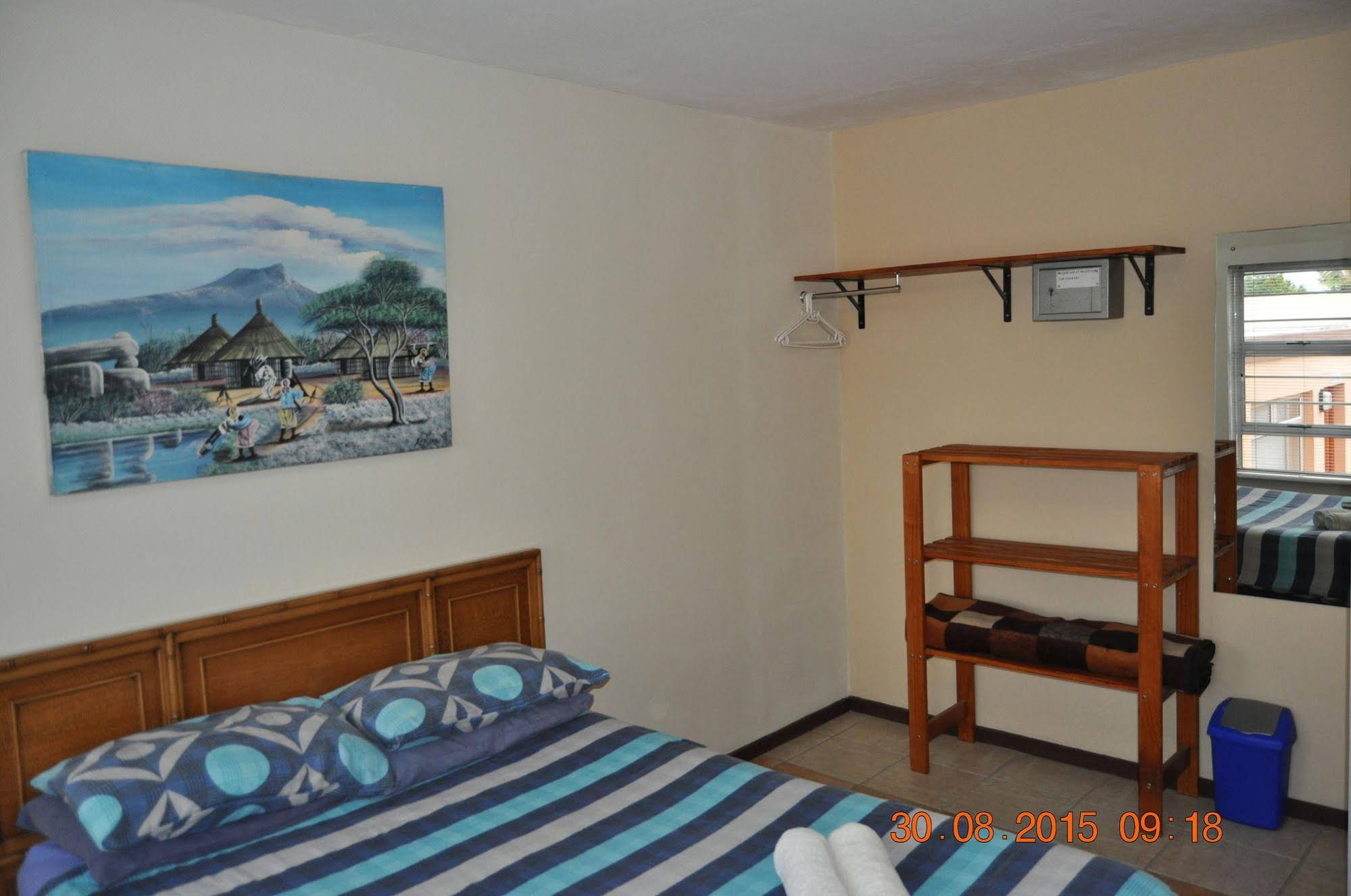 Amakaya Backpackers & Apartments
