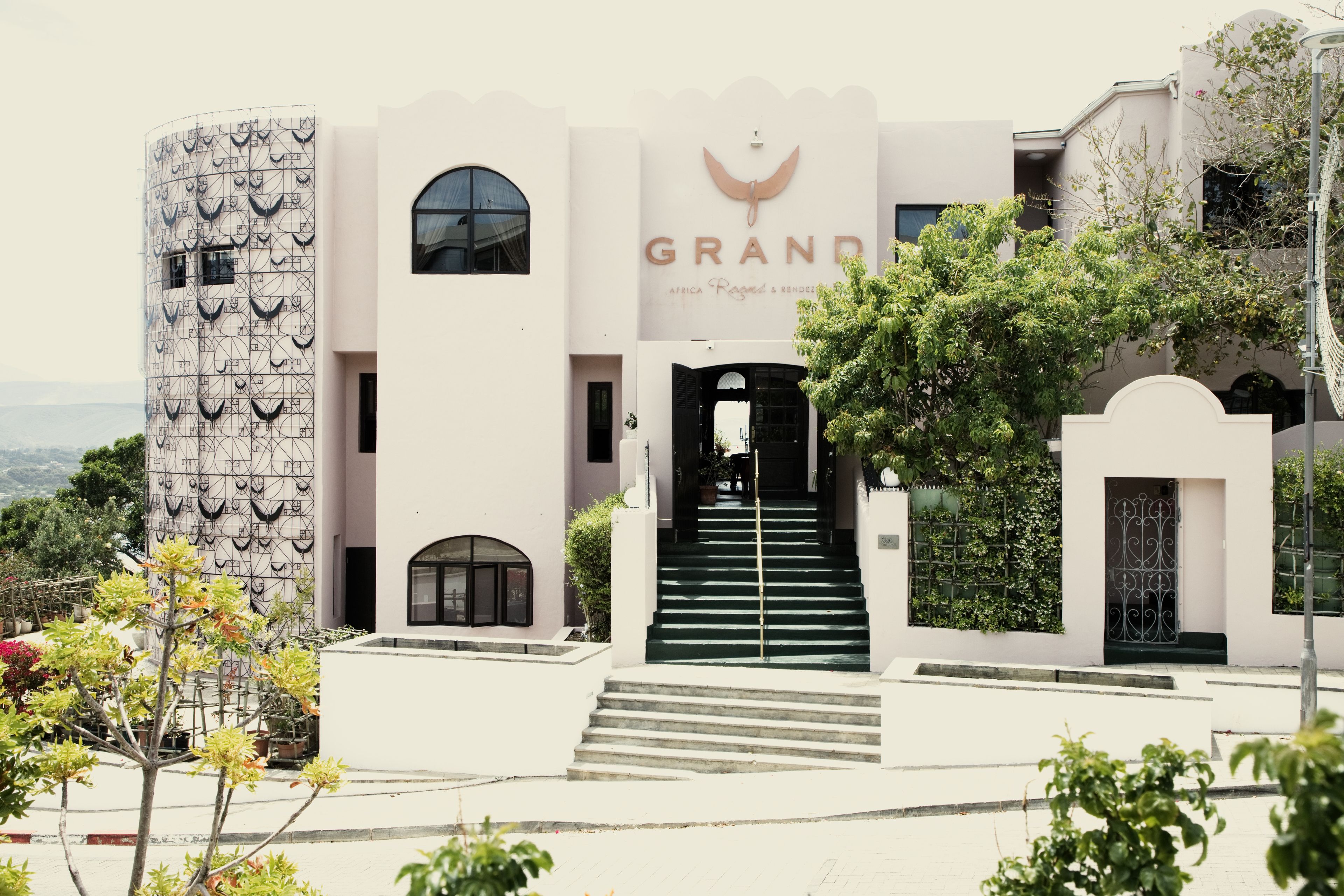 Grand Africa Rooms & Rendezvous